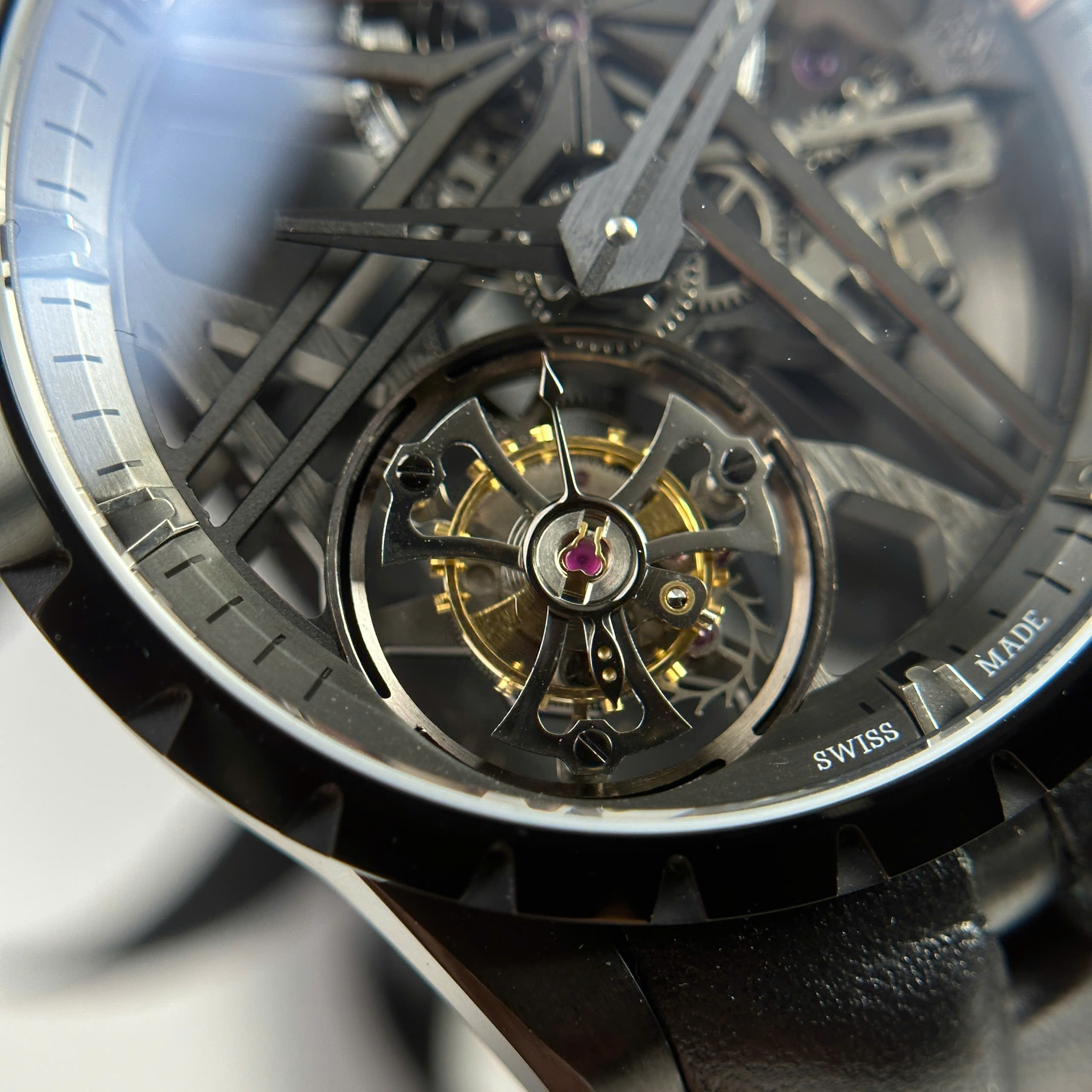 Đồng Hồ Roger Dubuis Excalibur Monotourbillon Ceramic Dây Da 42mm BBR Factory