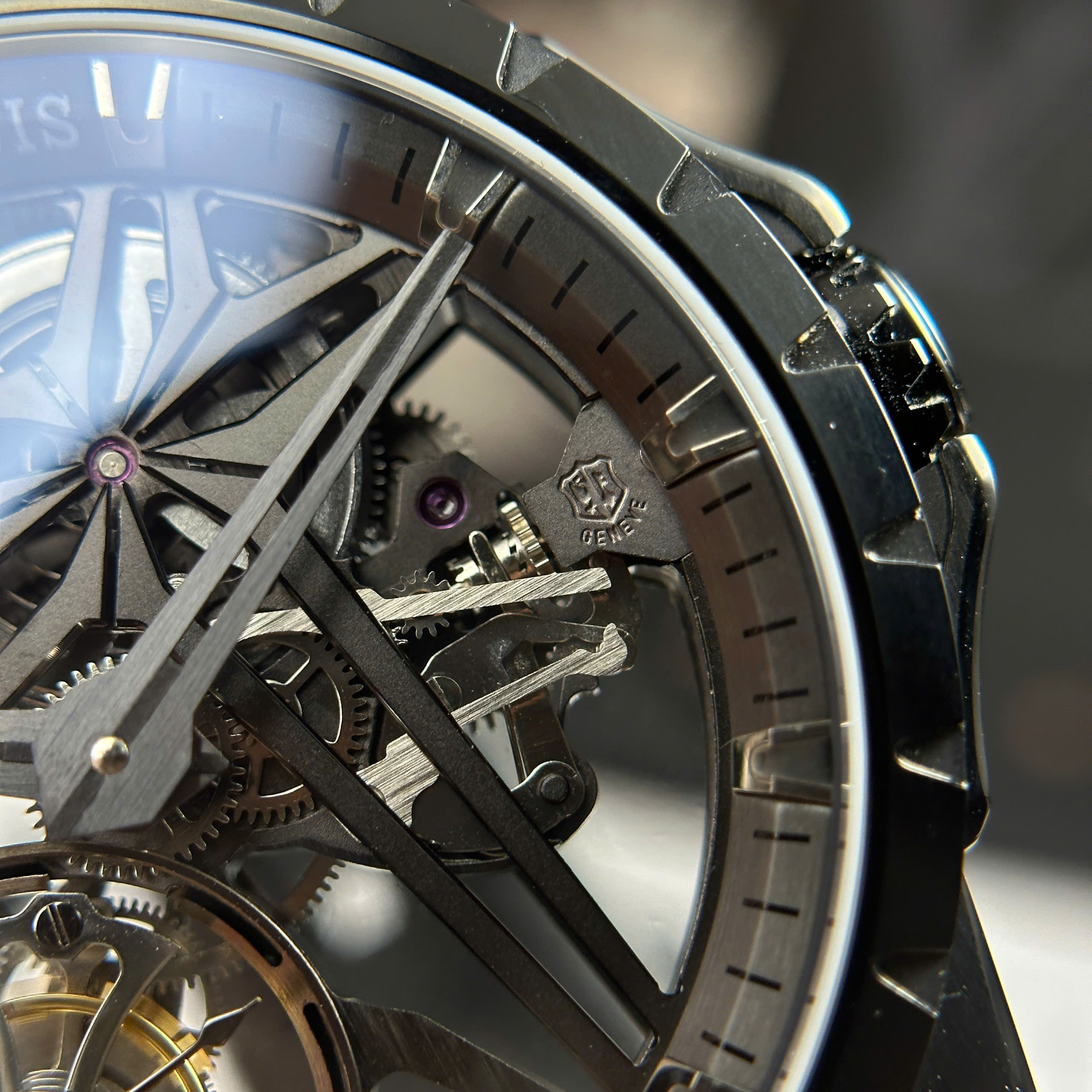 Đồng Hồ Roger Dubuis Excalibur Monotourbillon Ceramic Dây Da 42mm BBR Factory