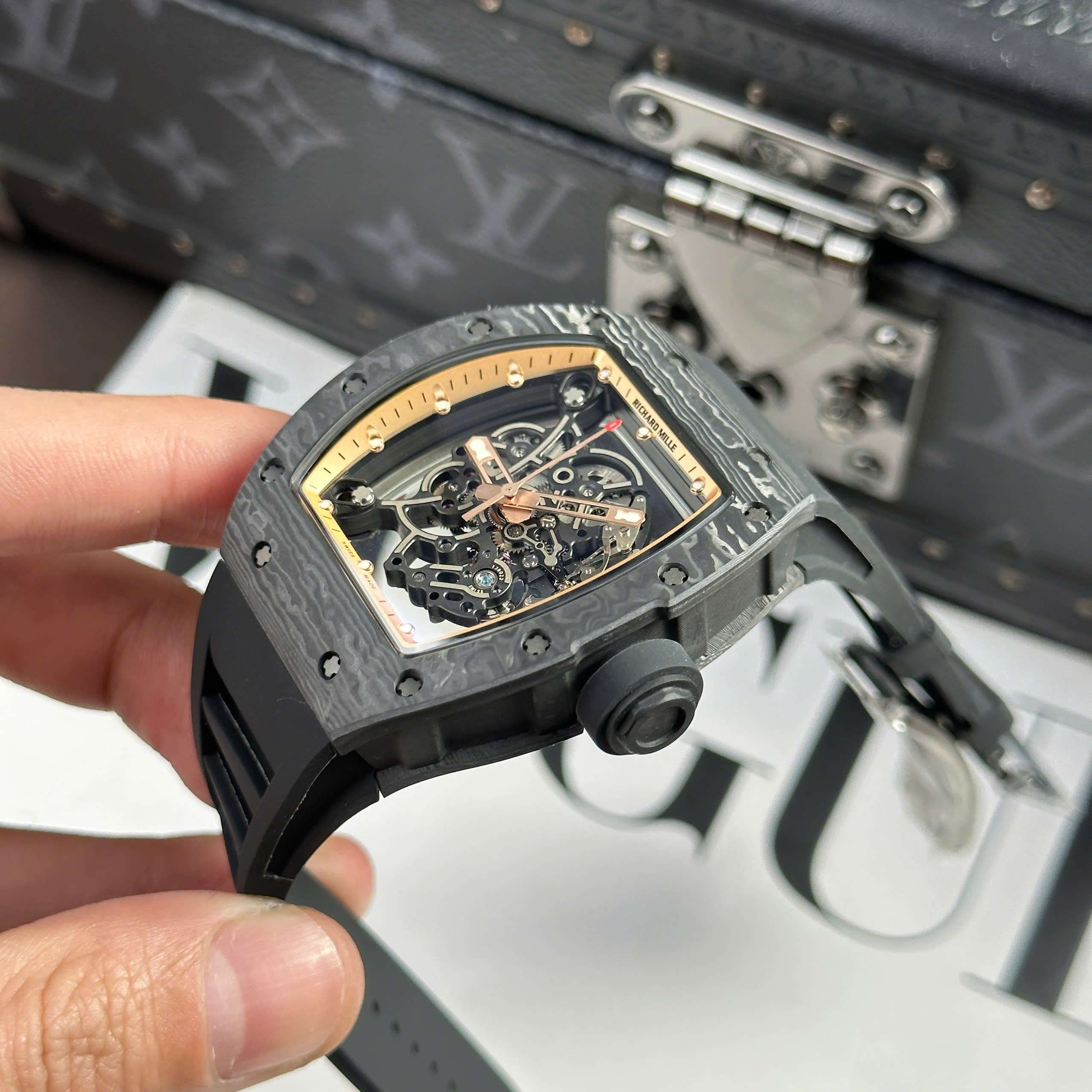 Đồng Hồ Richard Mille RM 055 Carbon Replica 1:1 BBR Factory