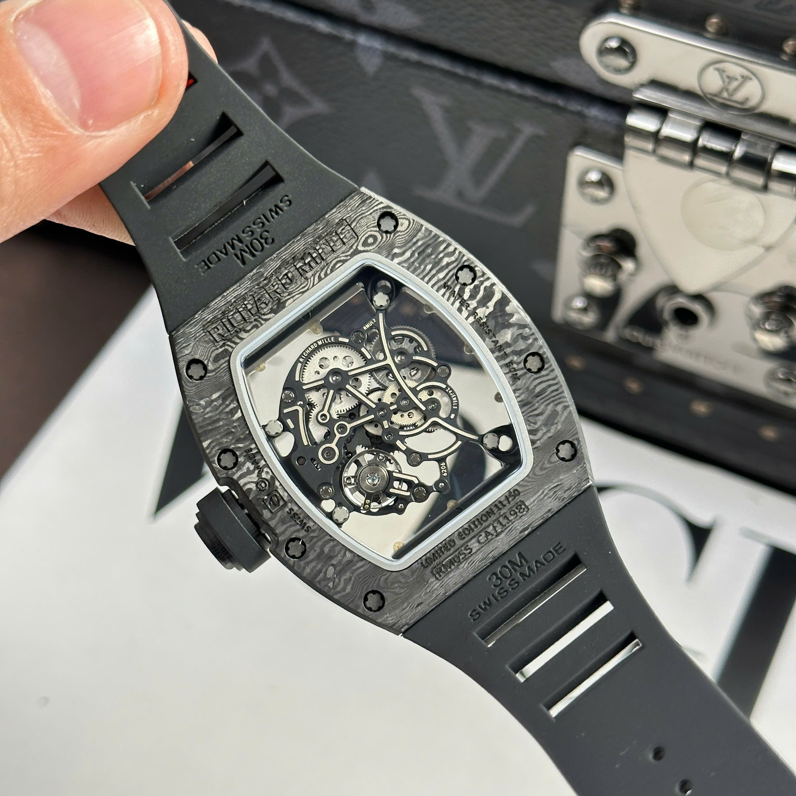 Đồng Hồ Richard Mille RM 055 Carbon Replica 1:1 BBR Factory