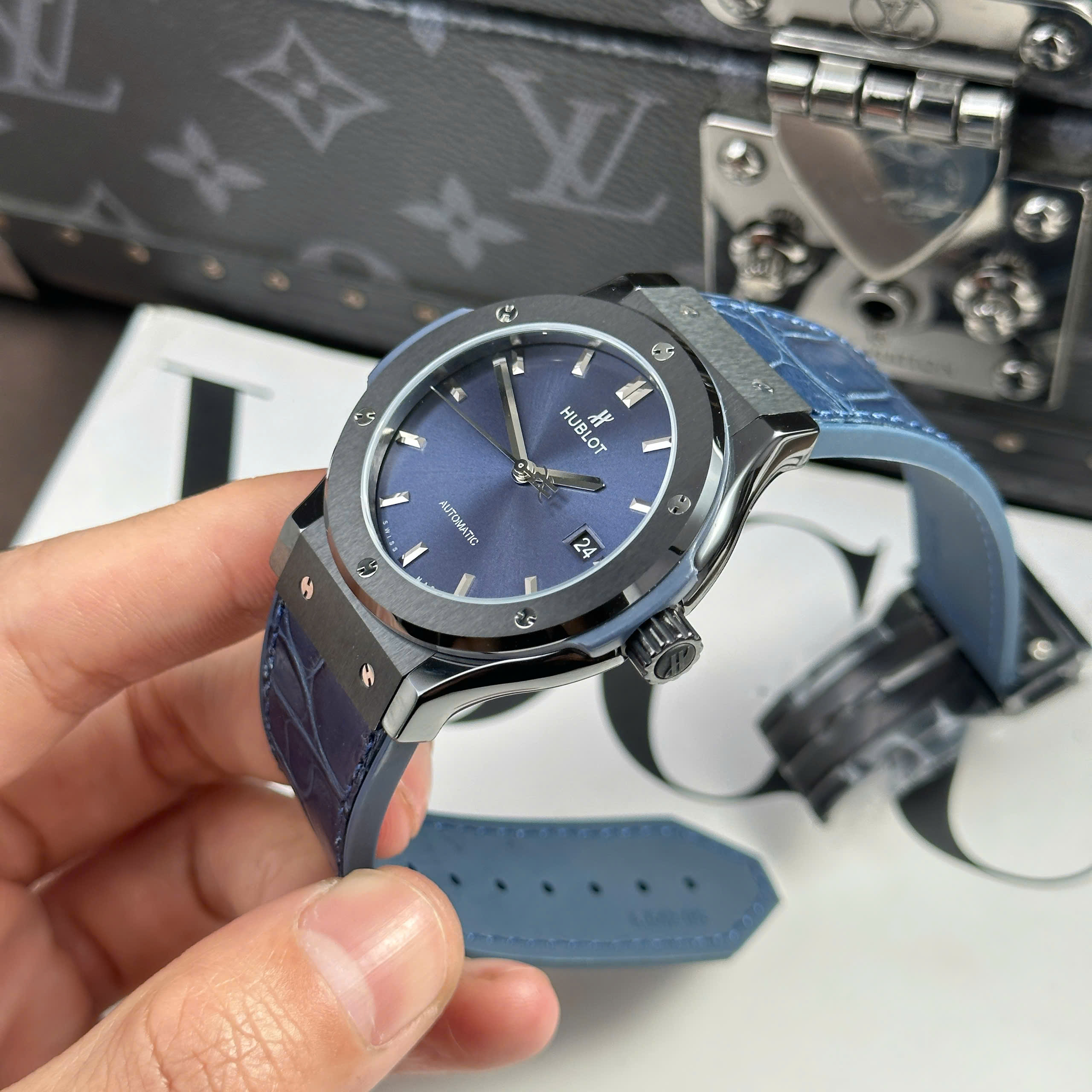 Đồng Hồ Hublot Classic Fusion 42mm Full Vỏ Ceramic 2892 Replica 1:1 JJZ Factory