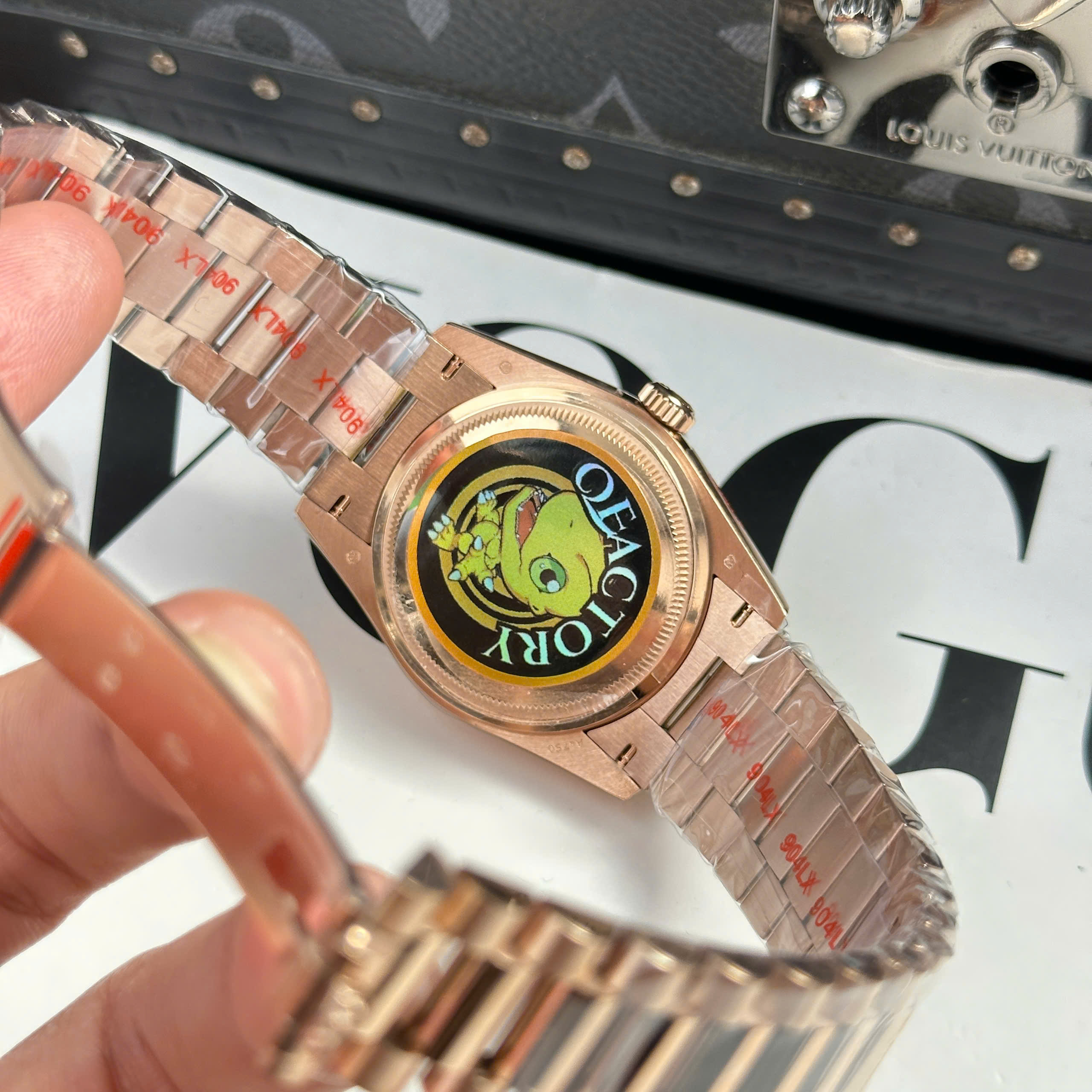 Đồng Hồ Rolex Day-Date 36mm 128235 Mặt Số Bạc Vỏ Vonfram 160g Replica 1:1 QF Factory