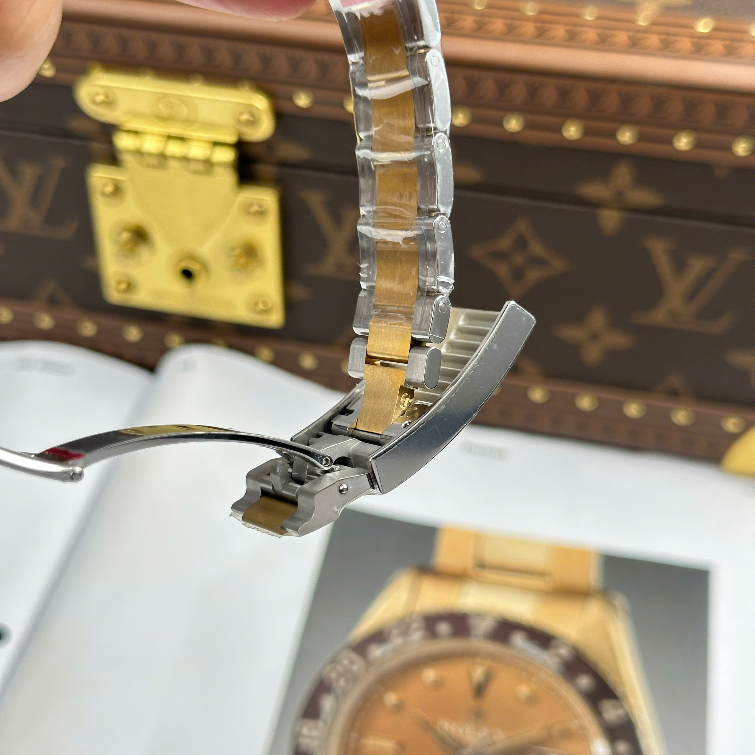 Đồng Hồ Rolex Sea - Dweller 43mm M126603 - 0001 Mặt Số Đen Replica 1:1 VS Factory