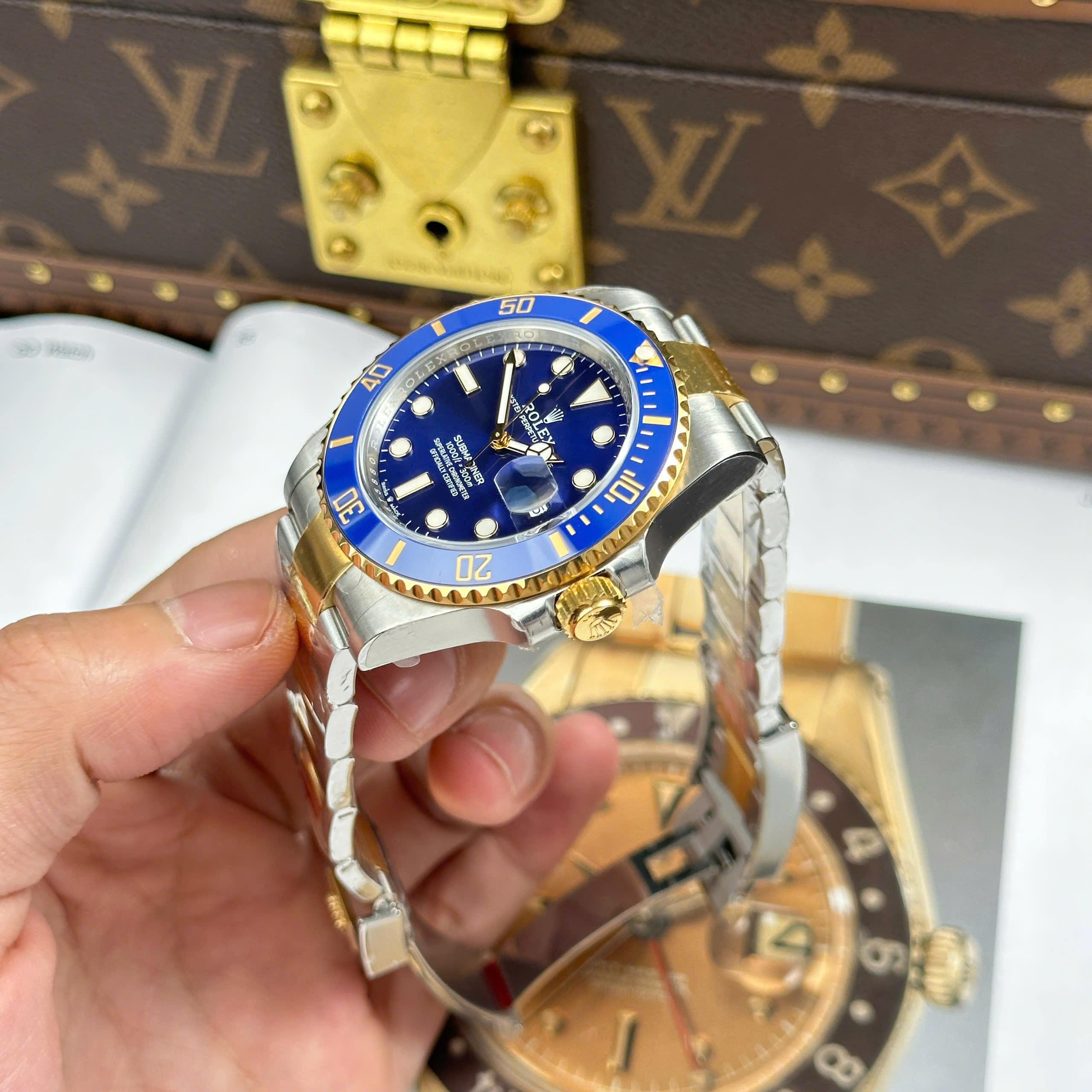 Đồng Hồ Rolex Submariner Date 116613LB Mặt Xanh Blue 40mm Replica 1:1 VS Factory