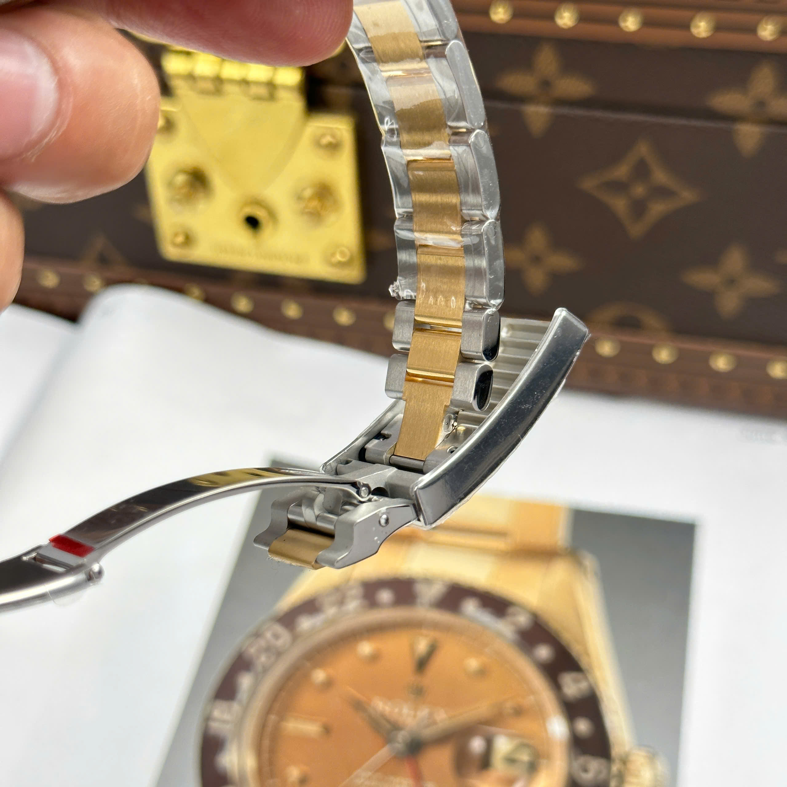Đồng Hồ Rolex Submariner Date 116613LB Mặt Xanh Blue 40mm Replica 1:1 VS Factory