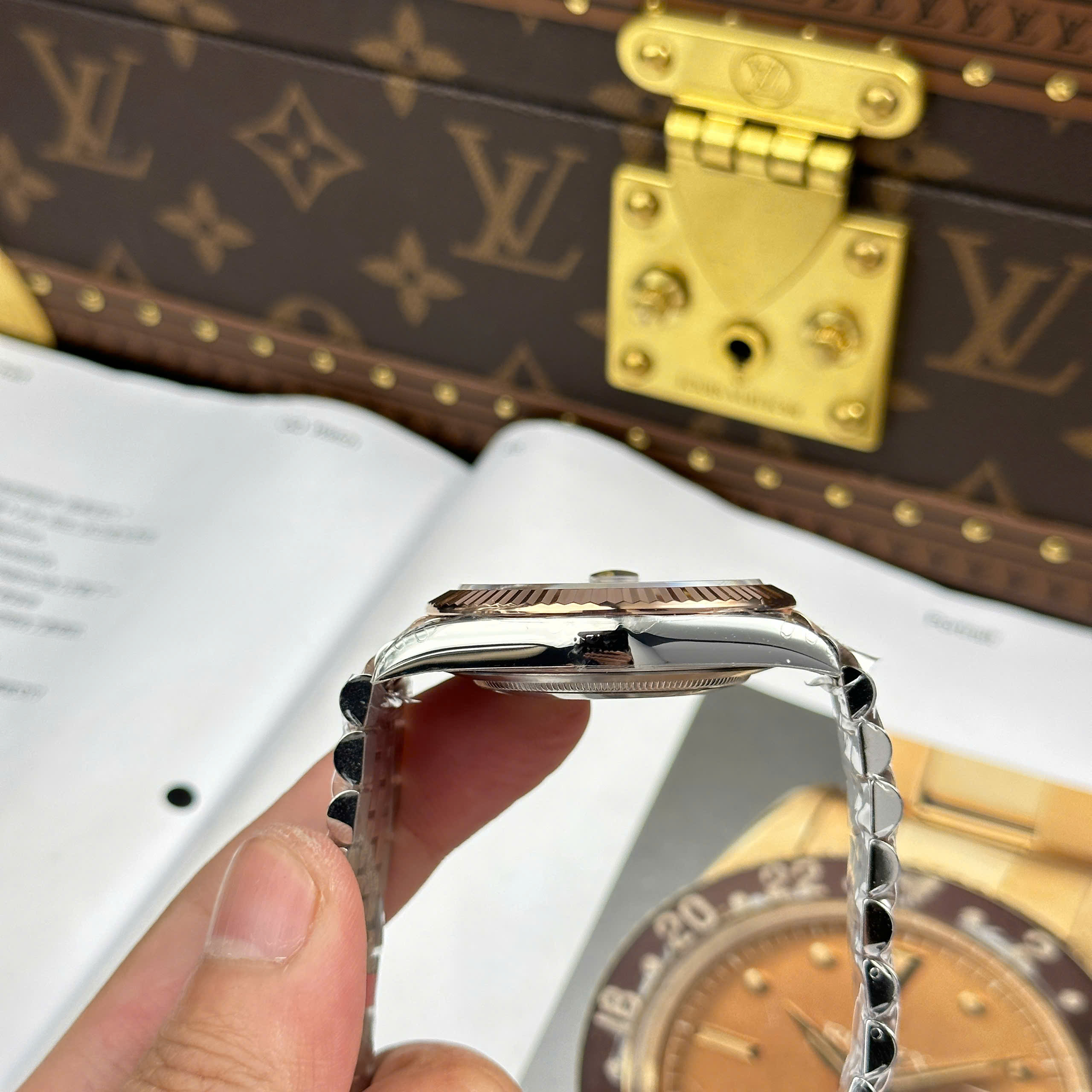 Đồng Hồ Rolex Datejust 41mm 126331 Mặt Số Nâu Chocolate 3235 Replica 1:1 VS Factory