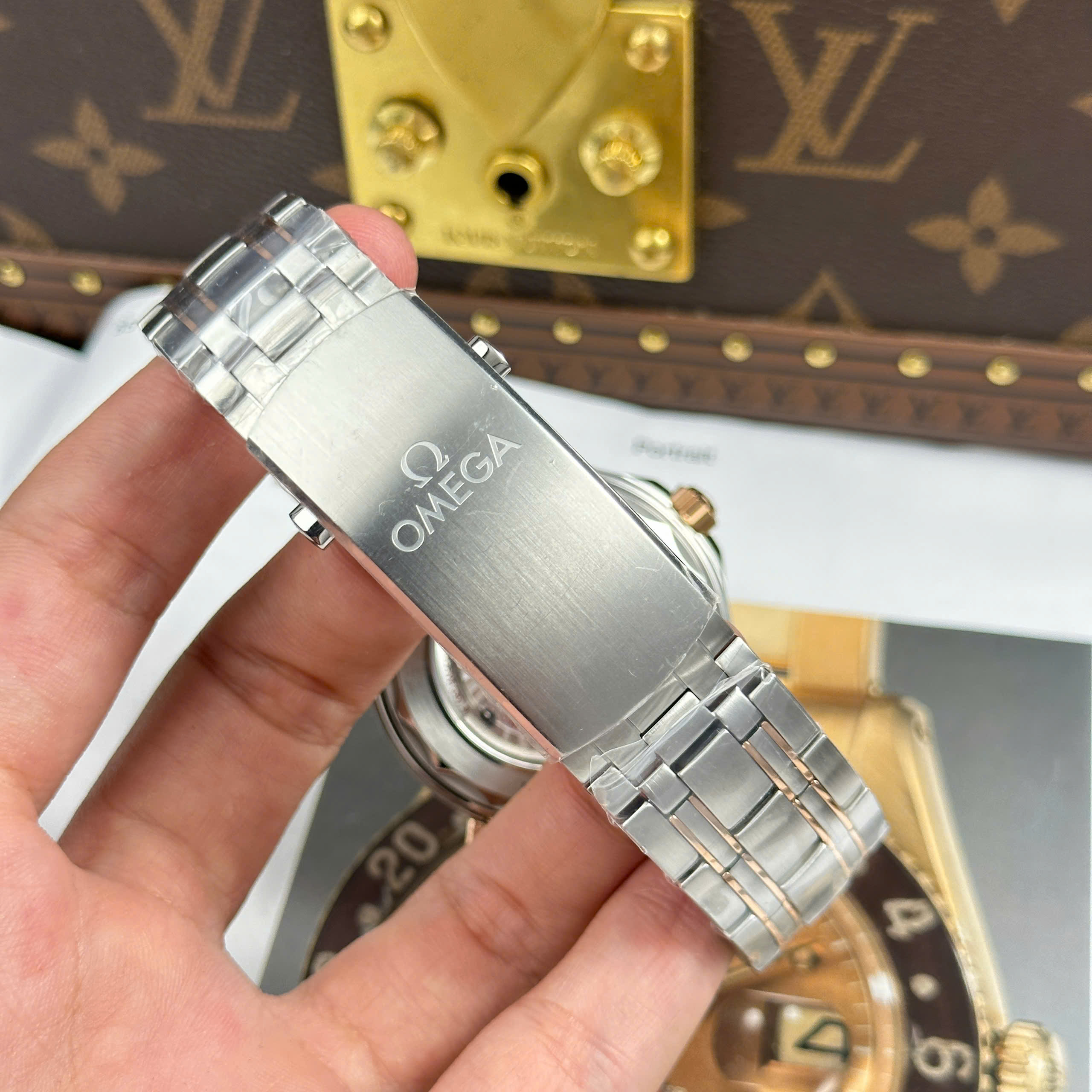 Đồng Hồ Omega Seamaster Diver 300 Mặt Số Đen 42mm Replica 1:1 VS Factory