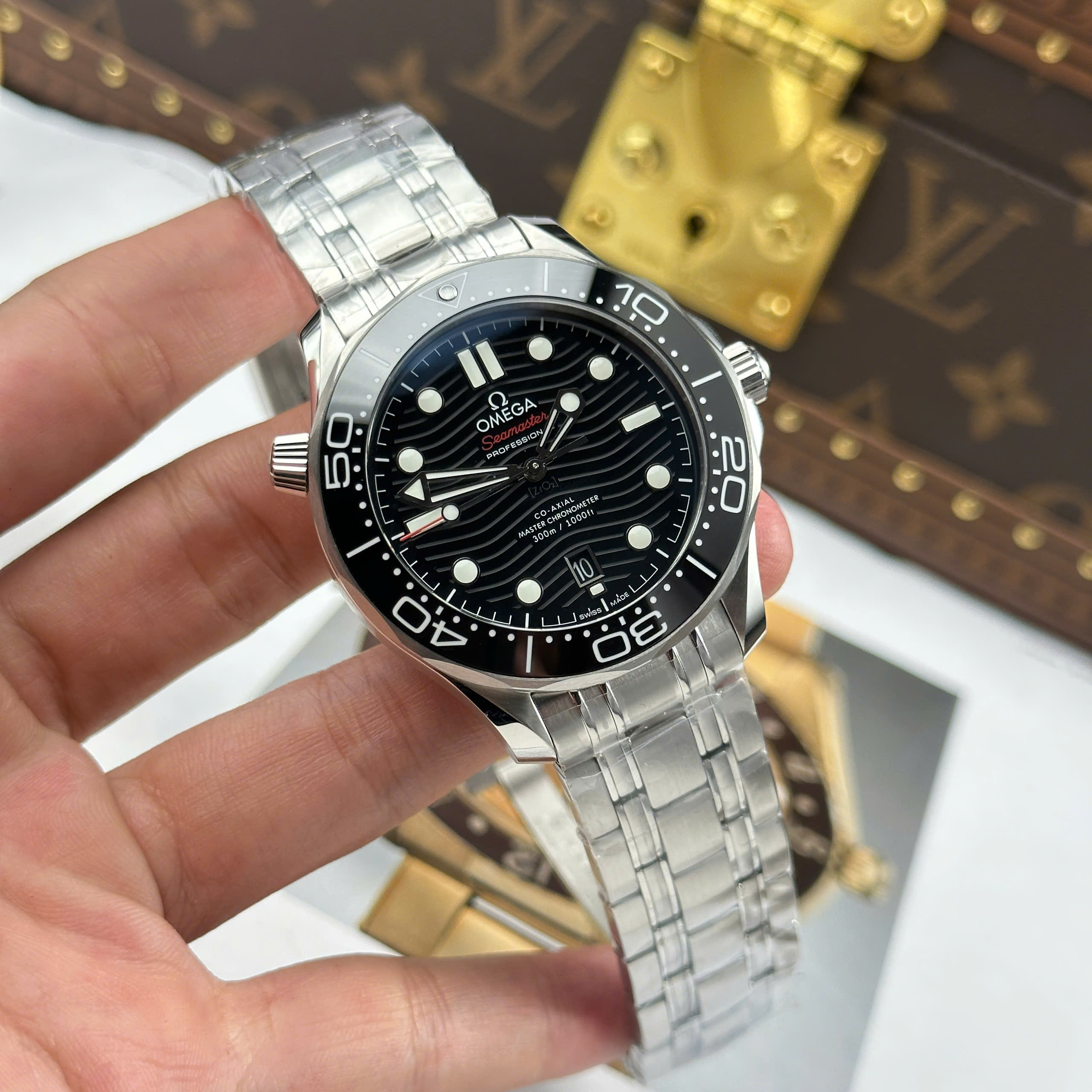 Đồng Hồ Omega Seamaster Diver 300 Mặt Số Đen 42mm Replica 1:1 VS Factory
