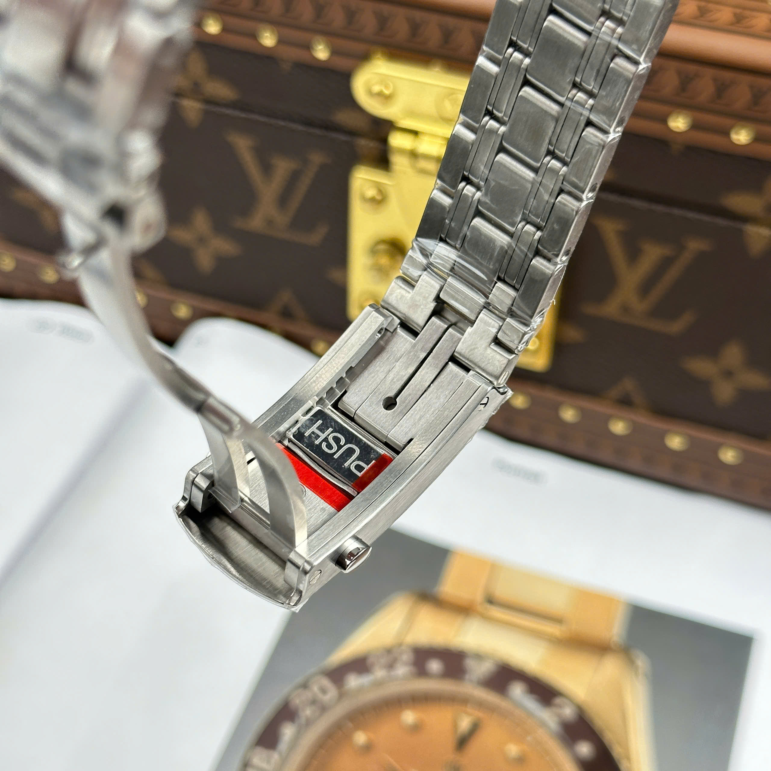 Đồng Hồ Omega Seamaster Diver 300 Mặt Số Đen 42mm Replica 1:1 VS Factory