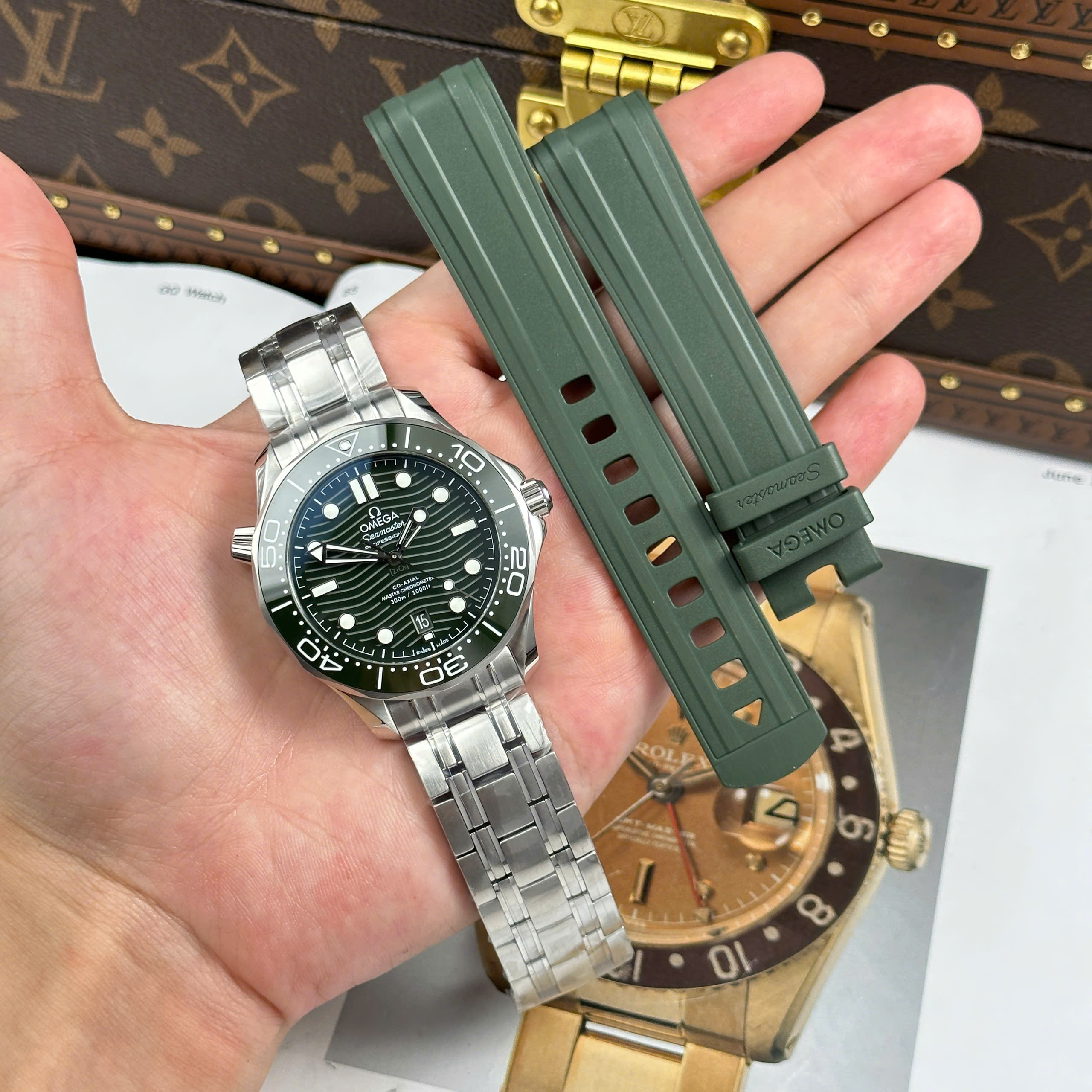 Đồng Hồ Omega Seamaster Diver 300 Mặt Xanh Lá 42mm Replica 1:1 VS Factory