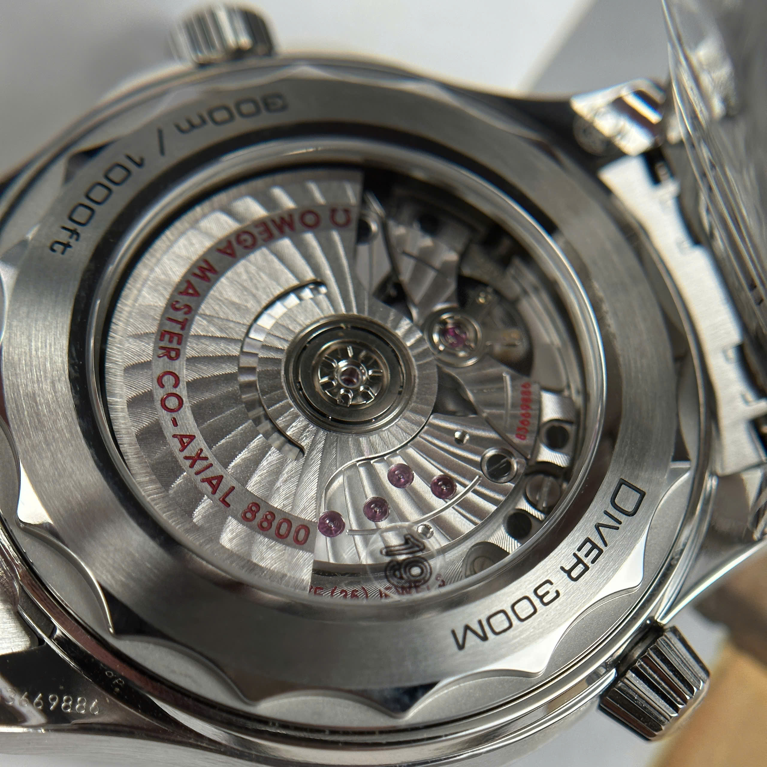 Đồng Hồ Omega Seamaster Diver 300 Mặt Xanh Lá 42mm Replica 1:1 VS Factory