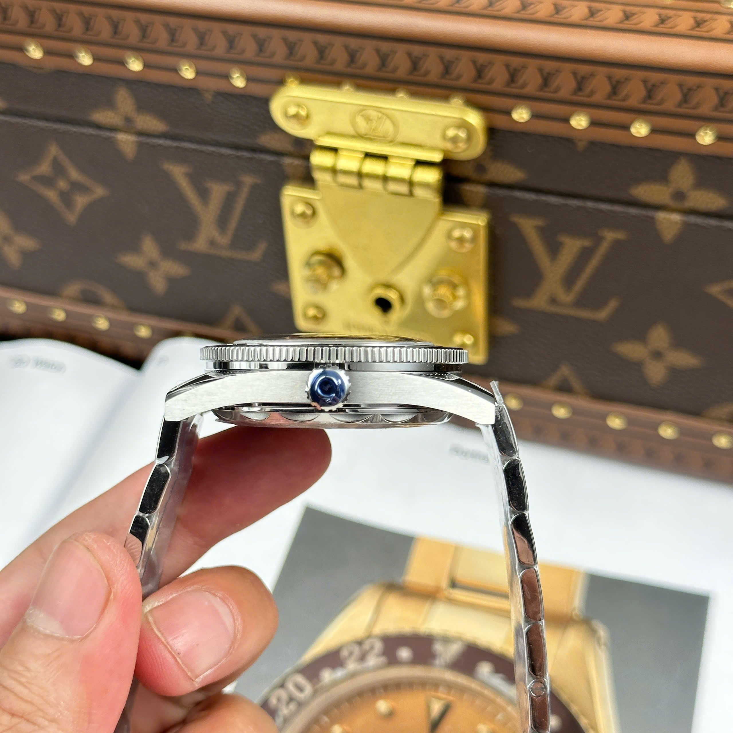 Đồng Hồ Omega Seamaster 300 Heritage Mặt Đen Dây Thép Replica 1:1 41mm VS Factory