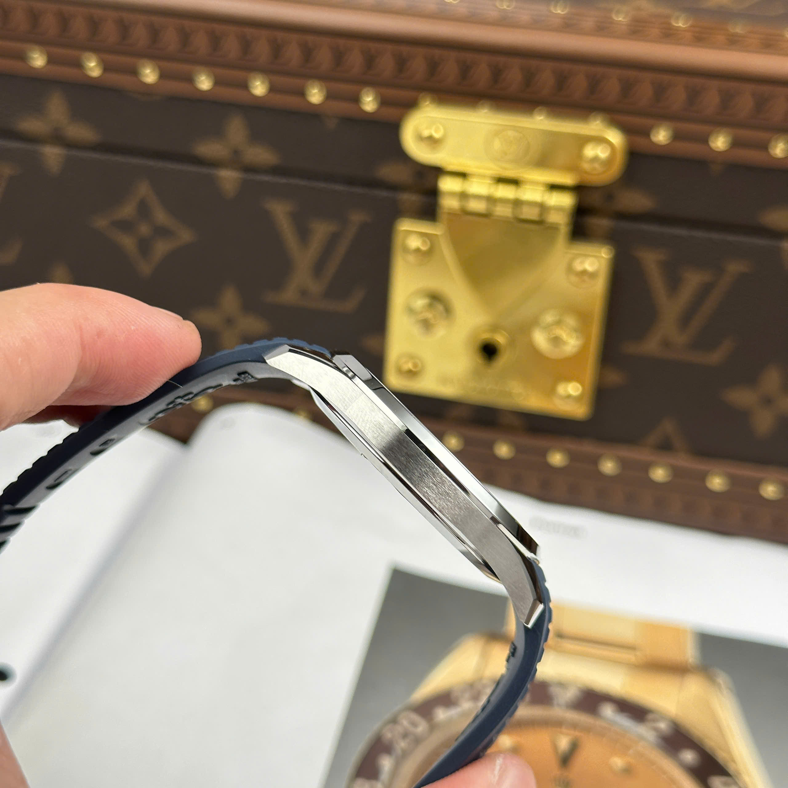 Đồng Hồ Patek Philippe Aquanaut 5168-001 42,2mm Replica 1:1 3K Factory