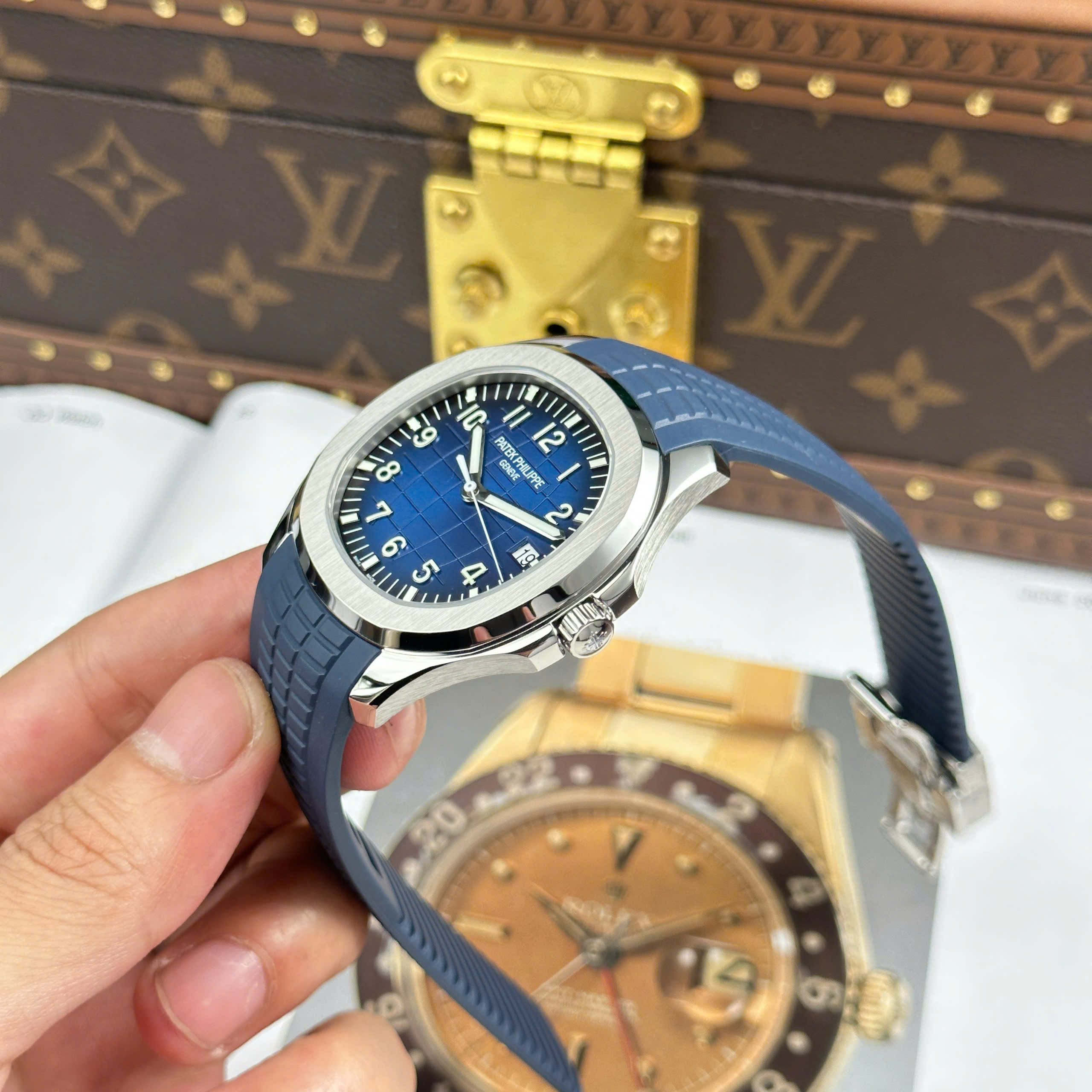Đồng Hồ Patek Philippe Aquanaut 5168-001 42,2mm Replica 1:1 3K Factory