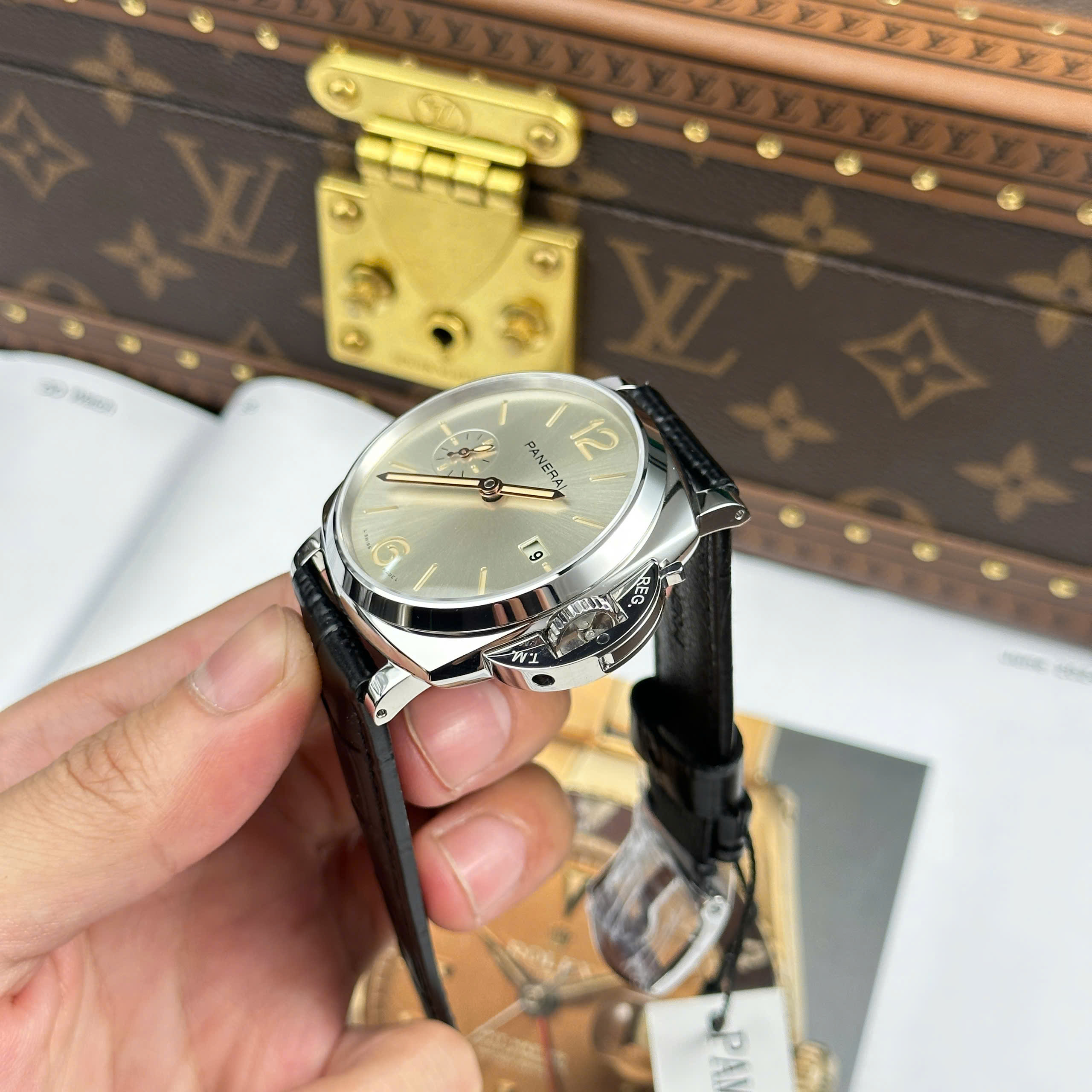 Đồng Hồ Panerai Luminor Due PAM1249 Mặt Trắng Ngà Dây Da Replica 1:1 42mm VS Factory