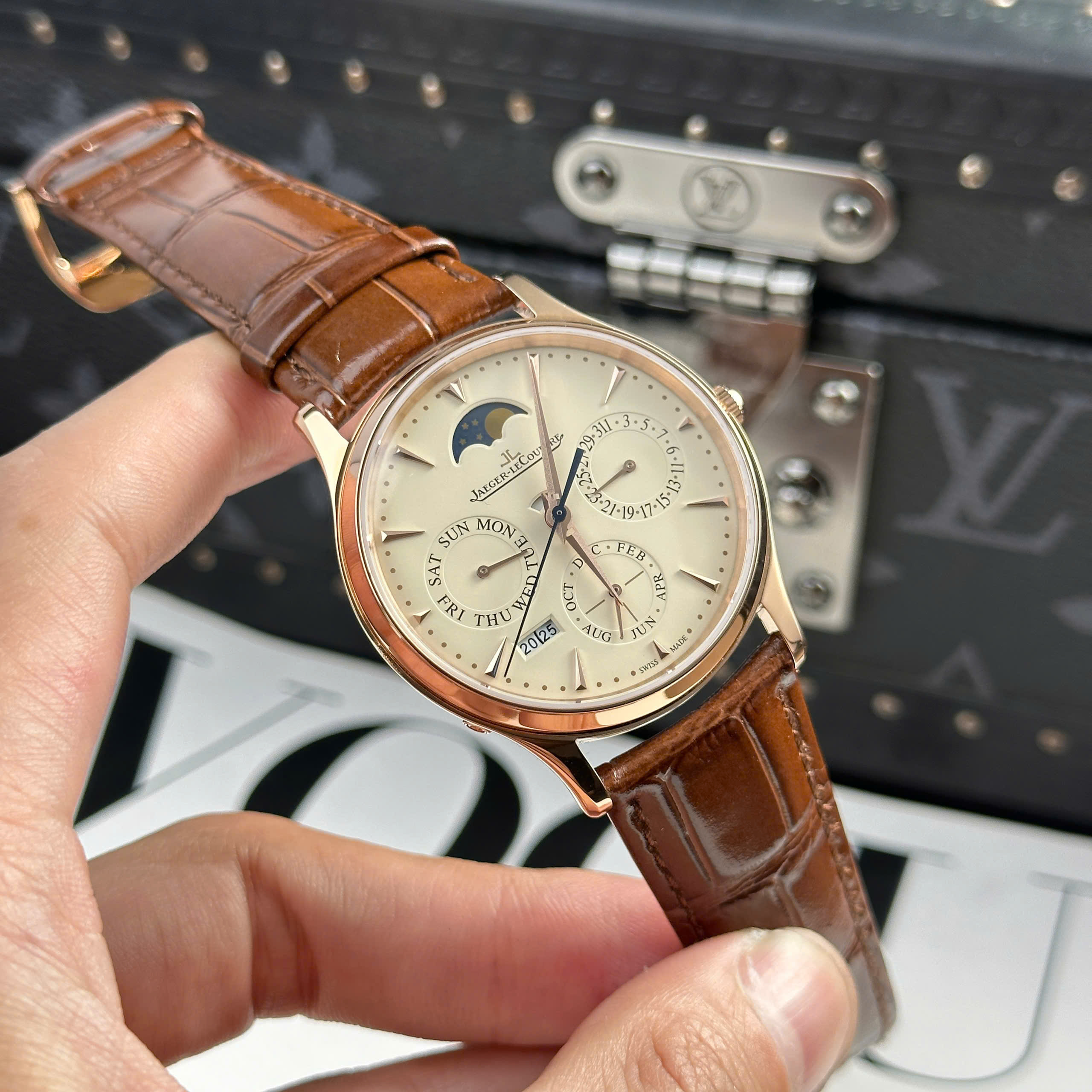 Đồng Hồ Jaeger LeCoultre Master Ultrathin Perpetual Calendar Replica 1:1 39mm VR Factory