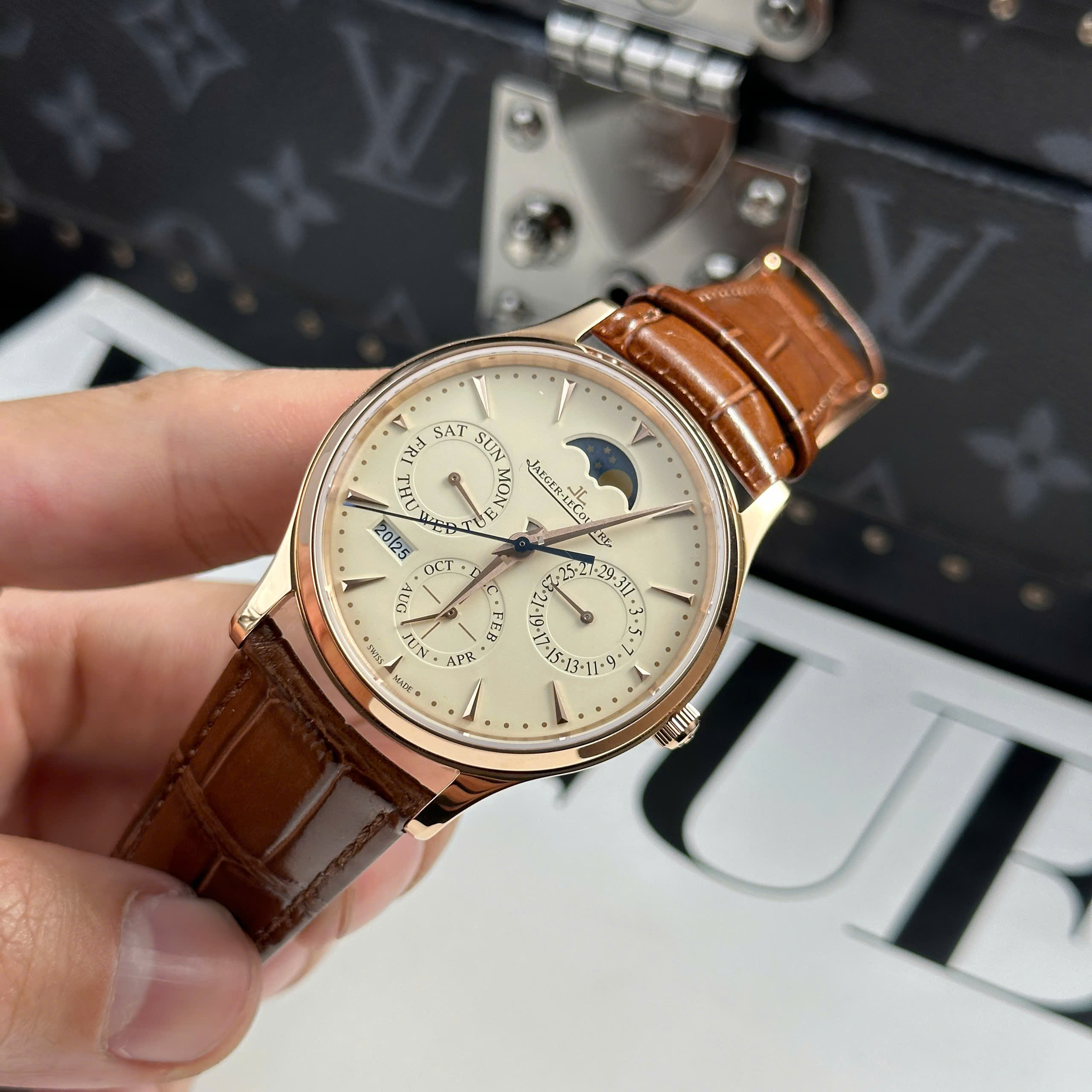 Đồng Hồ Jaeger LeCoultre Master Ultrathin Perpetual Calendar Replica 1:1 39mm VR Factory