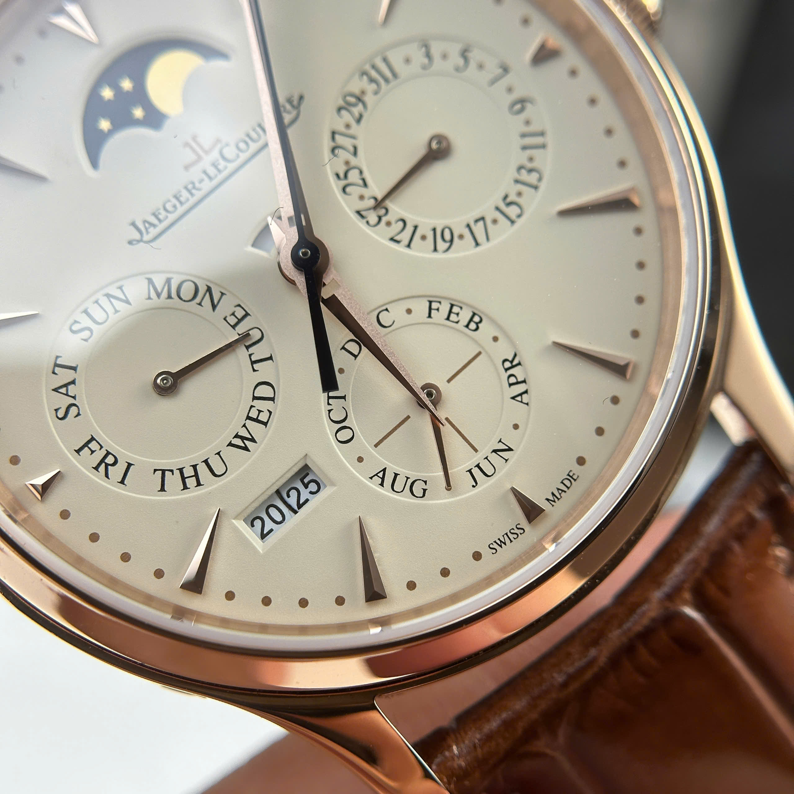 Đồng Hồ Jaeger LeCoultre Master Ultrathin Perpetual Calendar Replica 1:1 39mm VR Factory