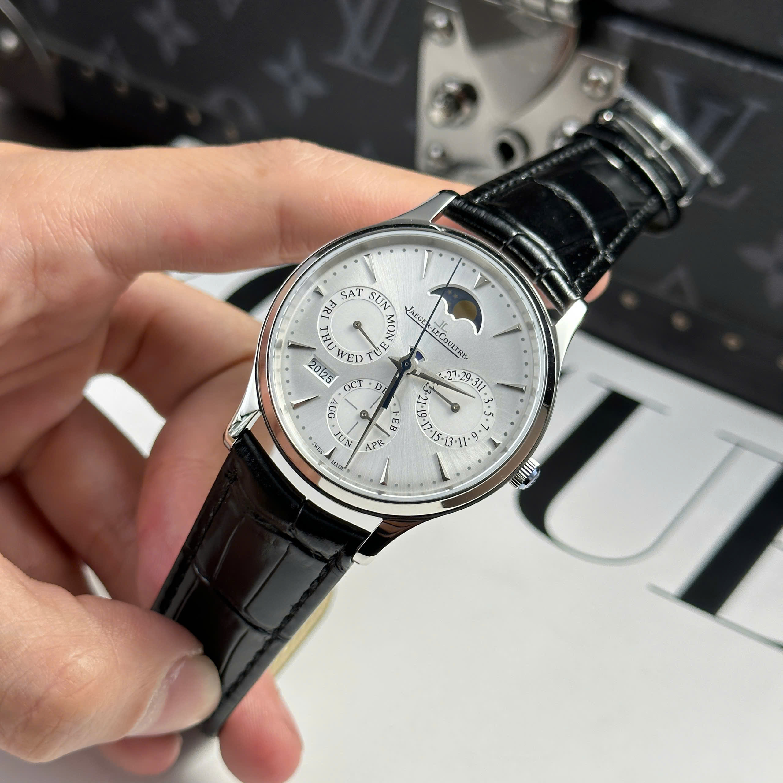 Đồng Hồ Jaeger LeCoultre Master Ultrathin Perpetual Calendar Replica 1:1 39mm VR Factory