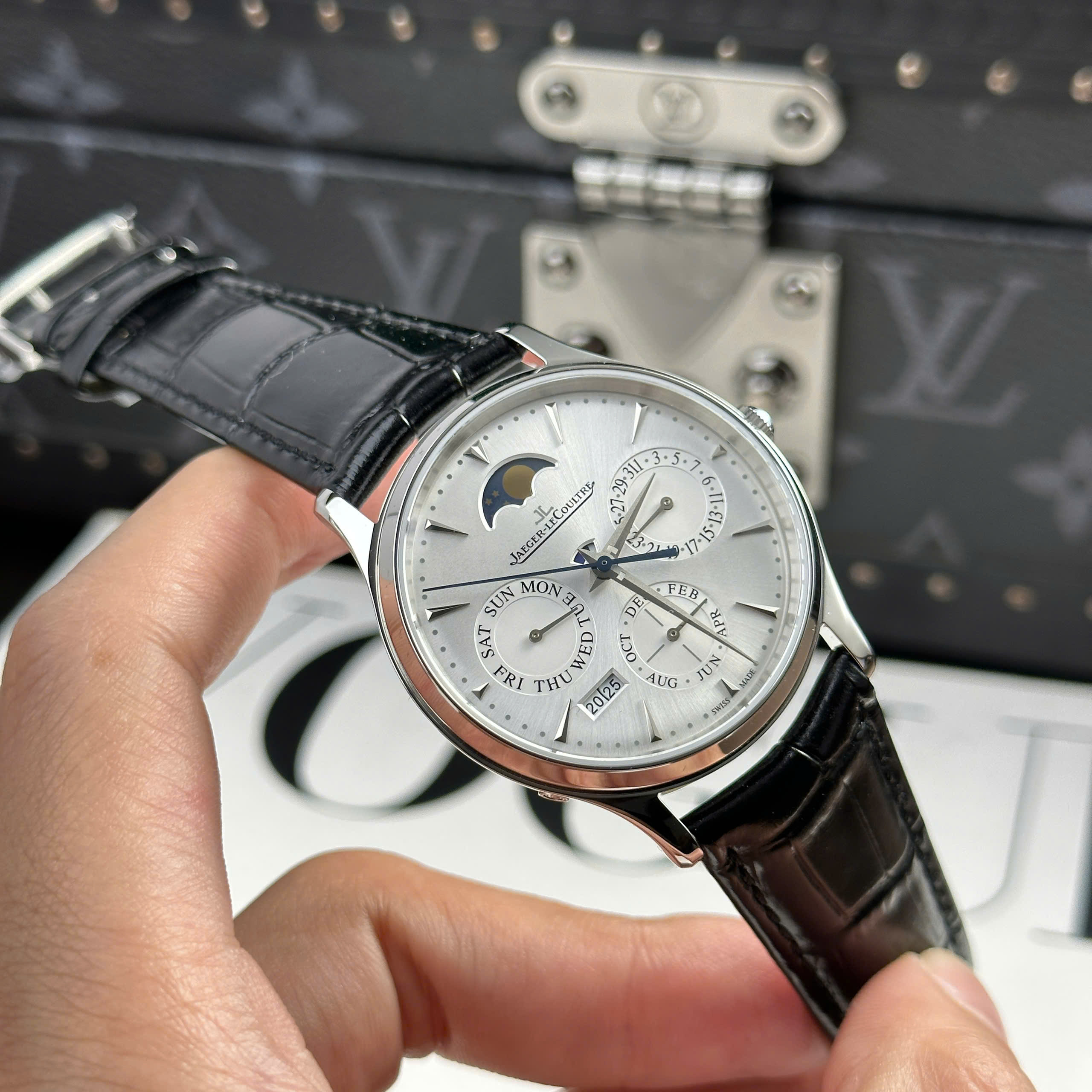 Đồng Hồ Jaeger LeCoultre Master Ultrathin Perpetual Calendar Replica 1:1 39mm VR Factory