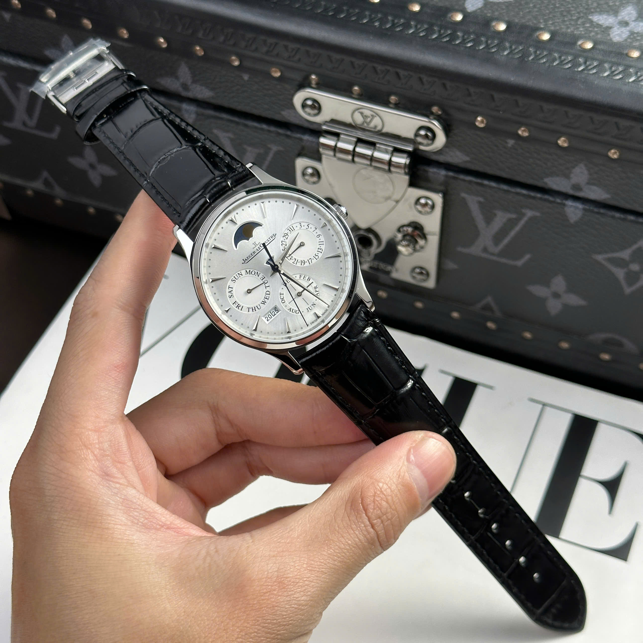 Đồng Hồ Jaeger LeCoultre Master Ultrathin Perpetual Calendar Replica 1:1 39mm VR Factory
