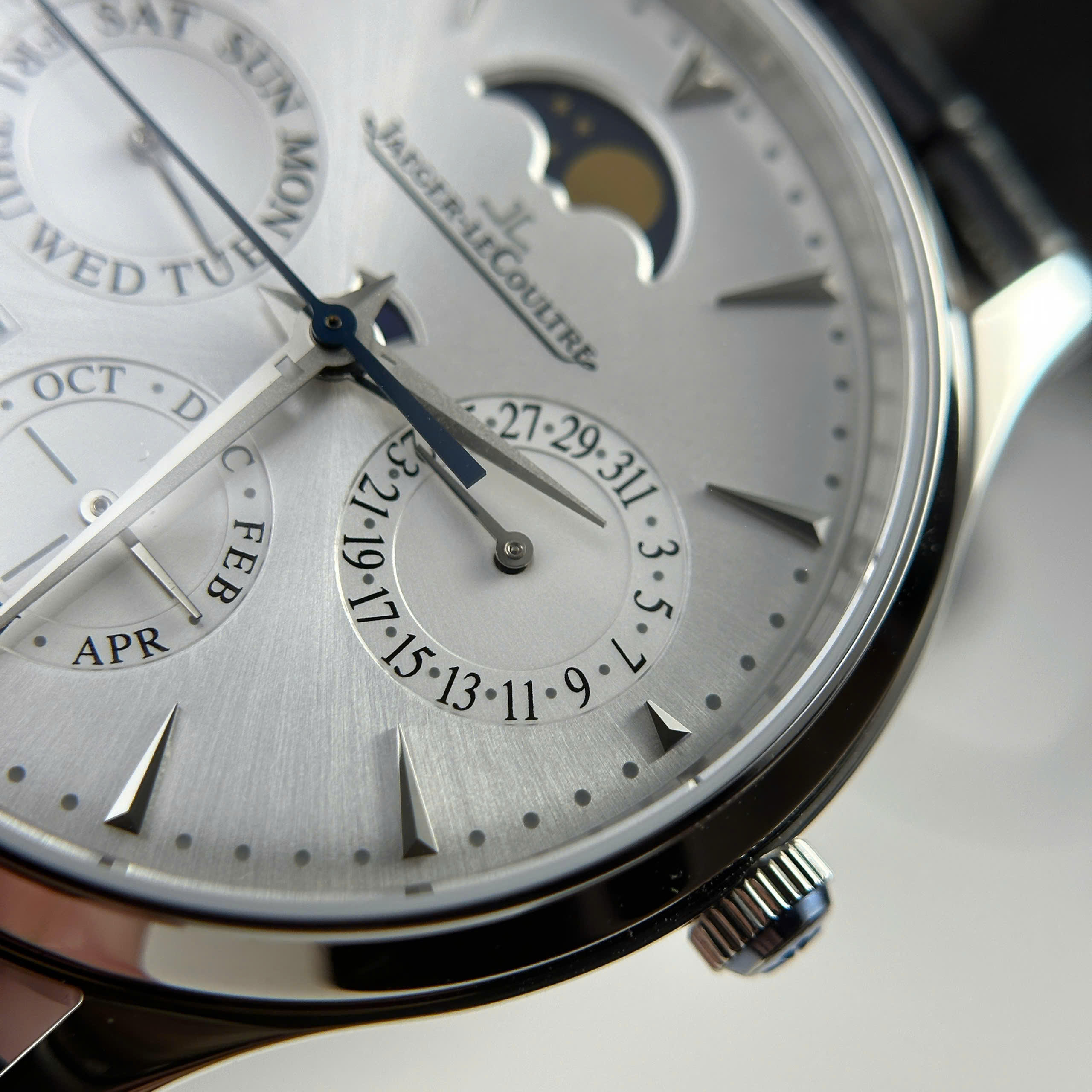 Đồng Hồ Jaeger LeCoultre Master Ultrathin Perpetual Calendar Replica 1:1 39mm VR Factory