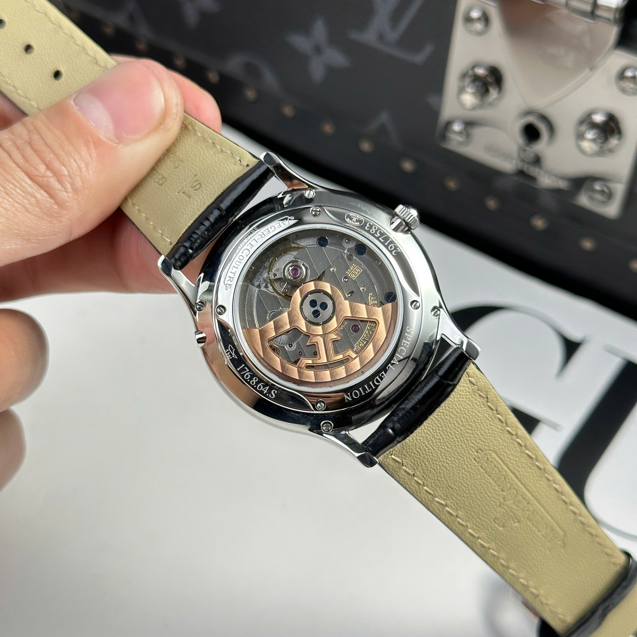Đồng Hồ Jaeger LeCoultre Master Ultrathin Perpetual Calendar Replica 1:1 39mm VR Factory