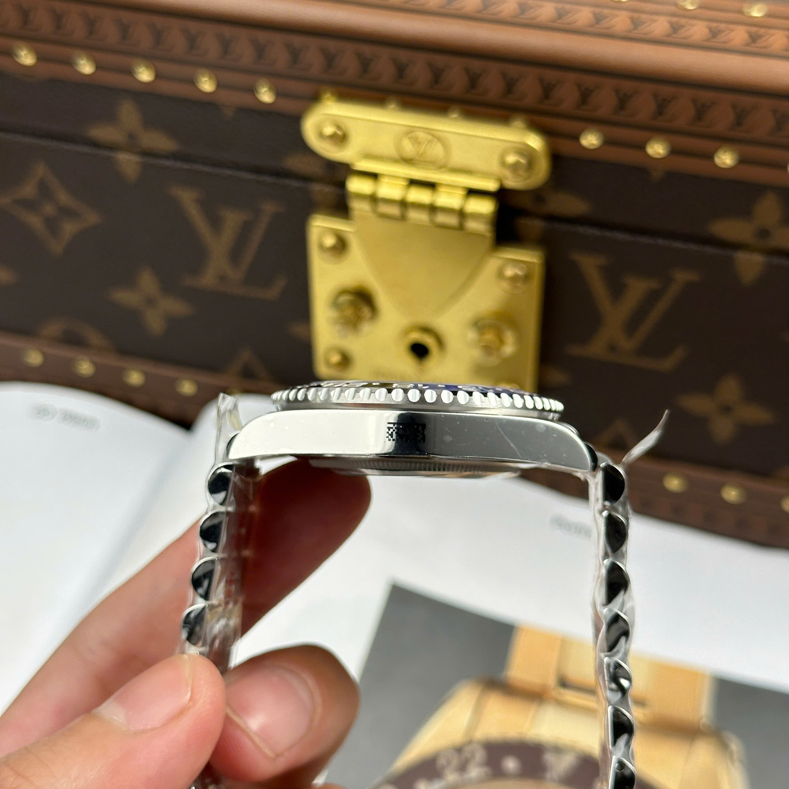 Đồng Hồ Rolex GMT-Master II 40mm 126710BLNR Batgirl Replica 1:1 Clean Factory