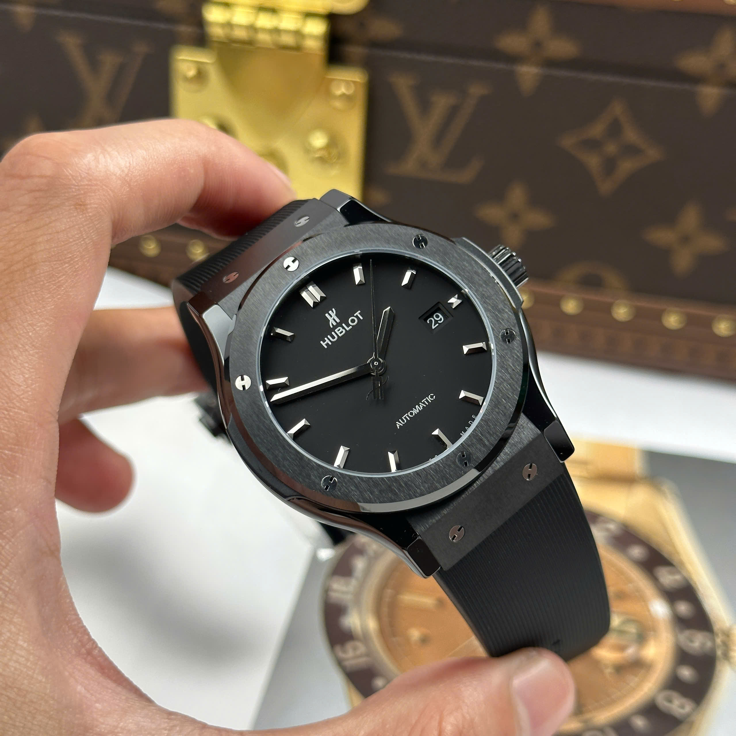 Đồng Hồ Hublot Classic Fusion 42mm Full Vỏ Ceramic 2892 Replica 1:1 JJZ Factory