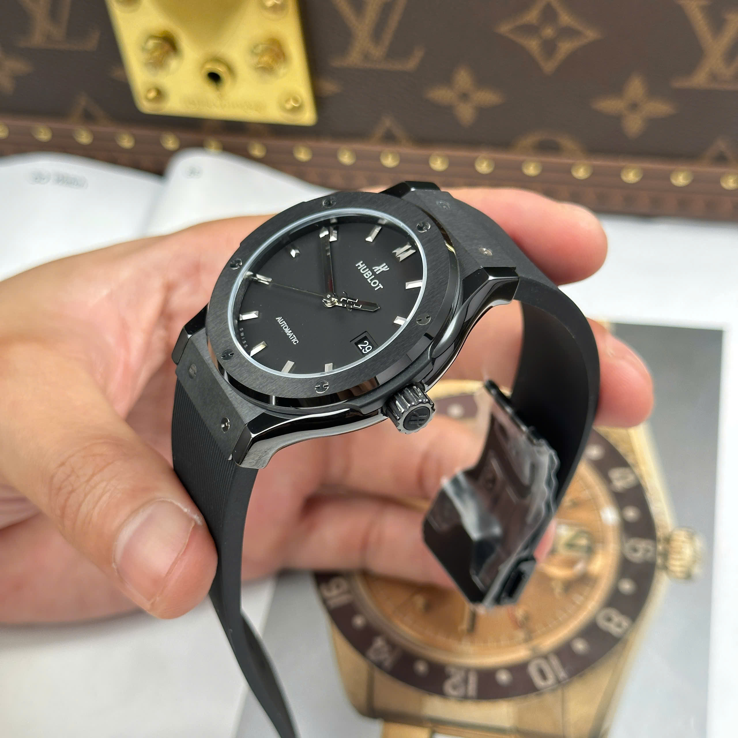 Đồng Hồ Hublot Classic Fusion 42mm Full Vỏ Ceramic 2892 Replica 1:1 JJZ Factory