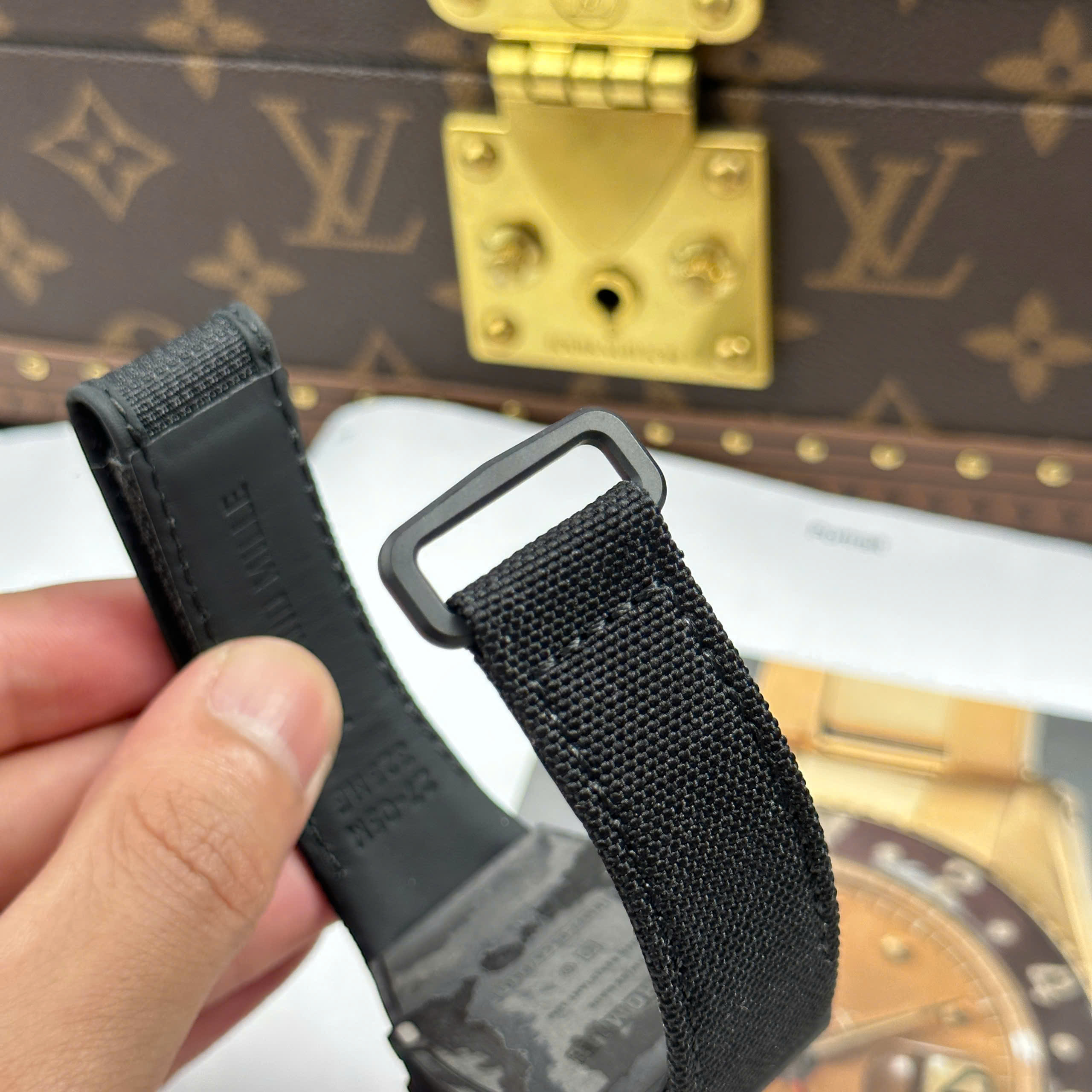 Đồng Hồ Richard Mille RM27-05 Rafael Nadal Flying Replica 1:1 Vỏ Carbon Cao Cấp