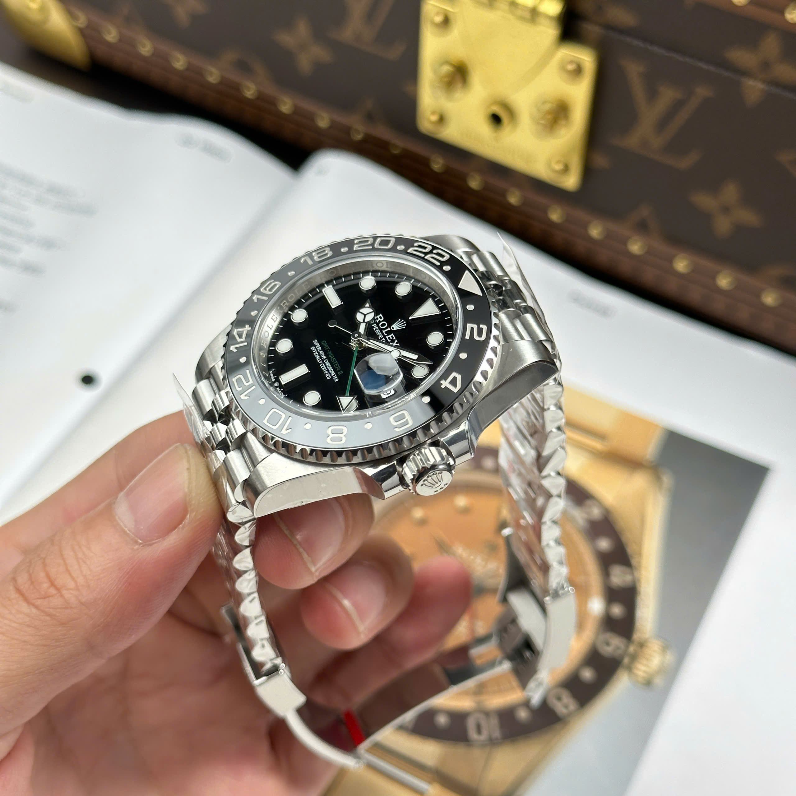 Đồng Hồ Rolex GMT-Master II 116710LN Mặt Đen Dây Jubilee Replica 1:1 Clean Factory 40mm