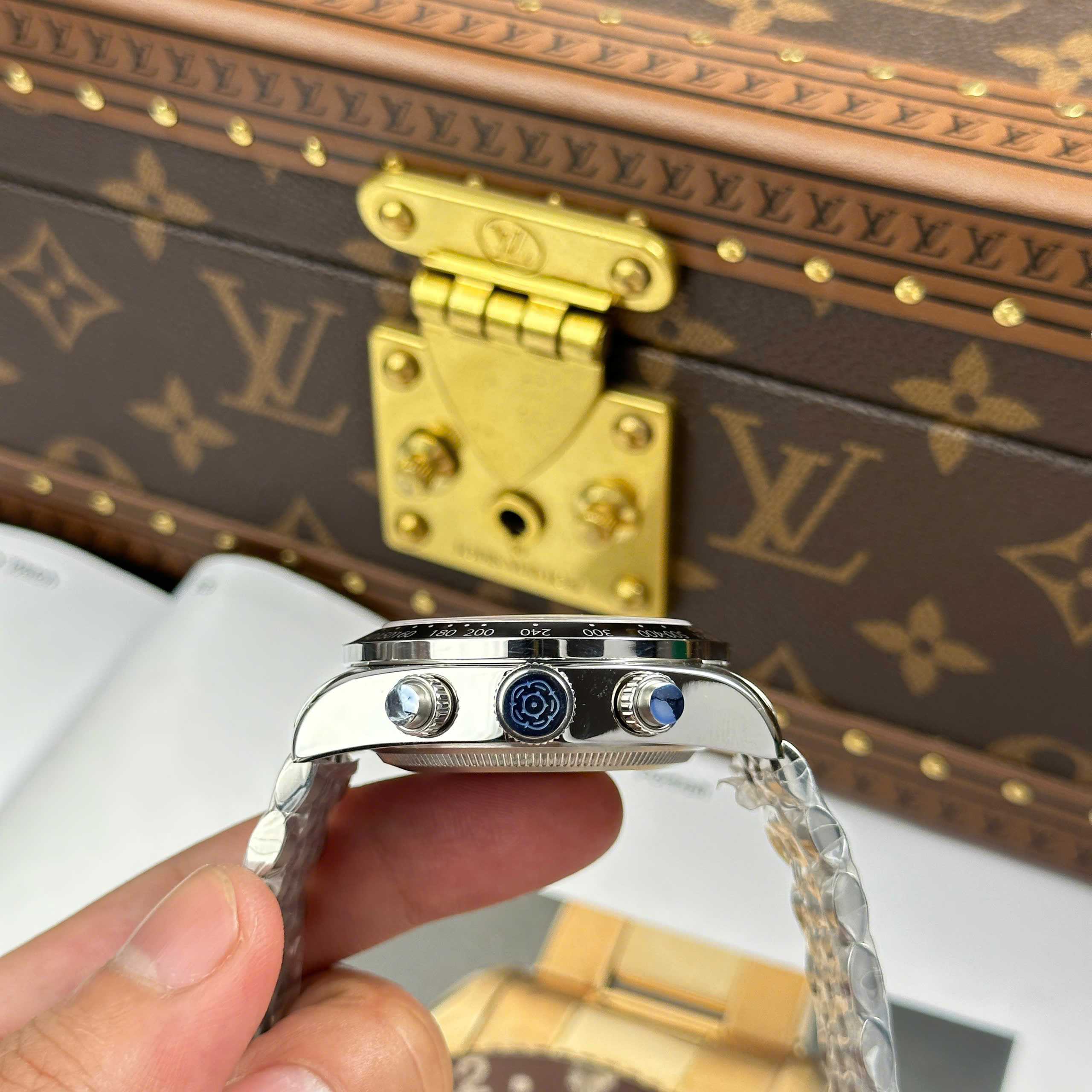 Đồng Hồ Tudor Black Bay Chrono 79360N Mặt Số Hồng Replica 1:1 TW Factory 41mm