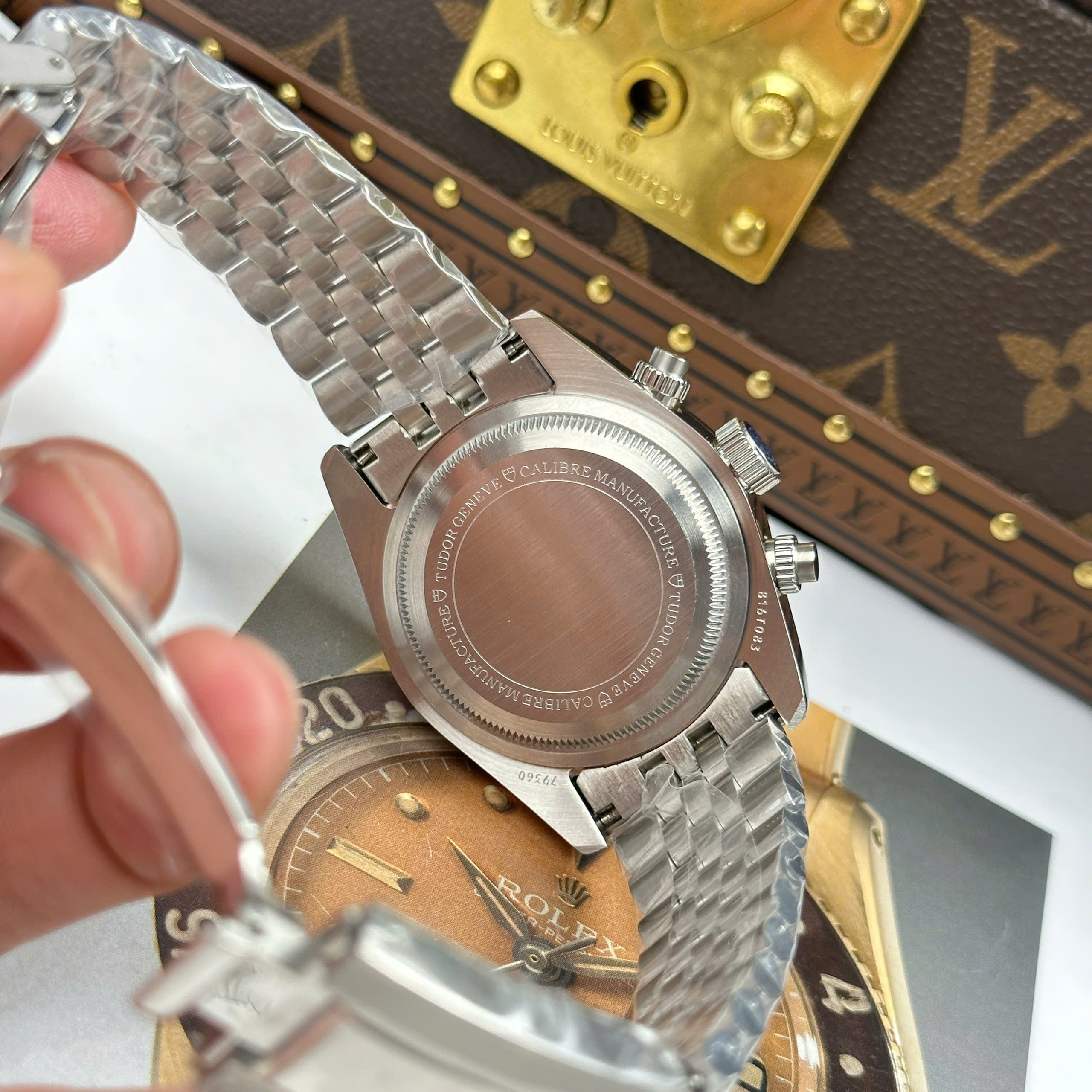 Đồng Hồ Tudor Black Bay Chrono 79360N Mặt Số Hồng Replica 1:1 TW Factory 41mm