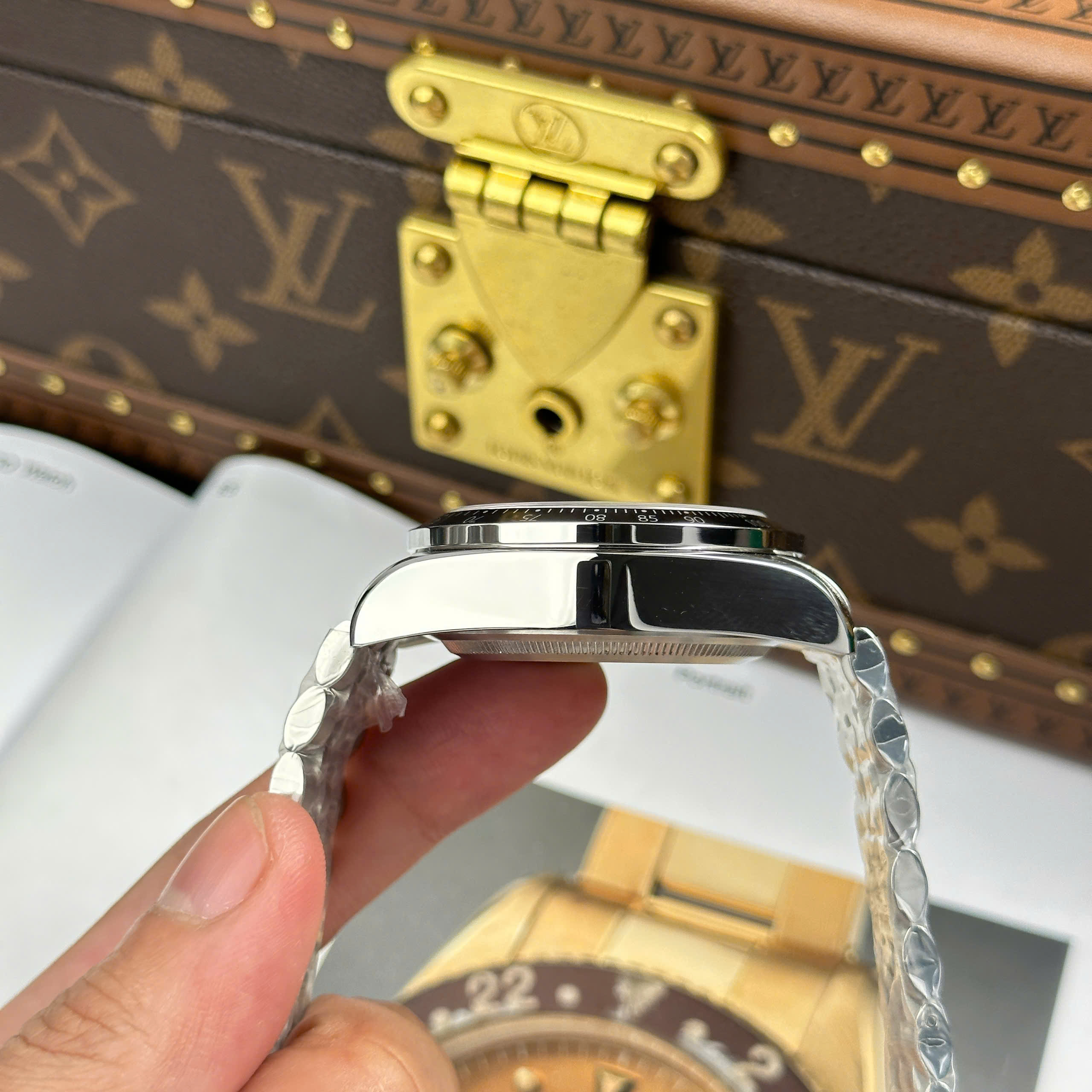 Đồng Hồ Tudor Black Bay Chrono 79360N Mặt Số Hồng Replica 1:1 TW Factory 41mm