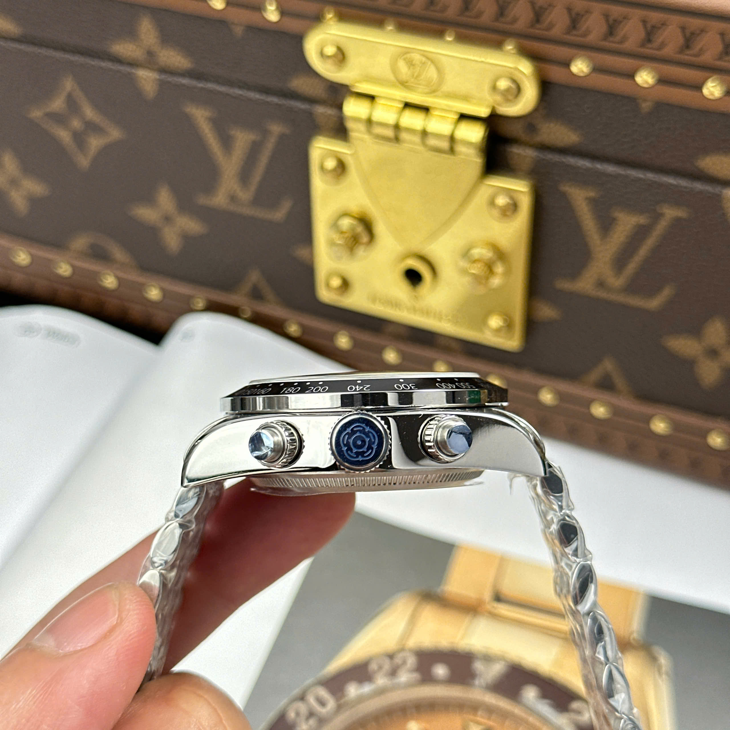 Đồng Hồ Tudor Black Bay Chronograph Mặt Trắng 41mm Replica 1:1 TW Factory