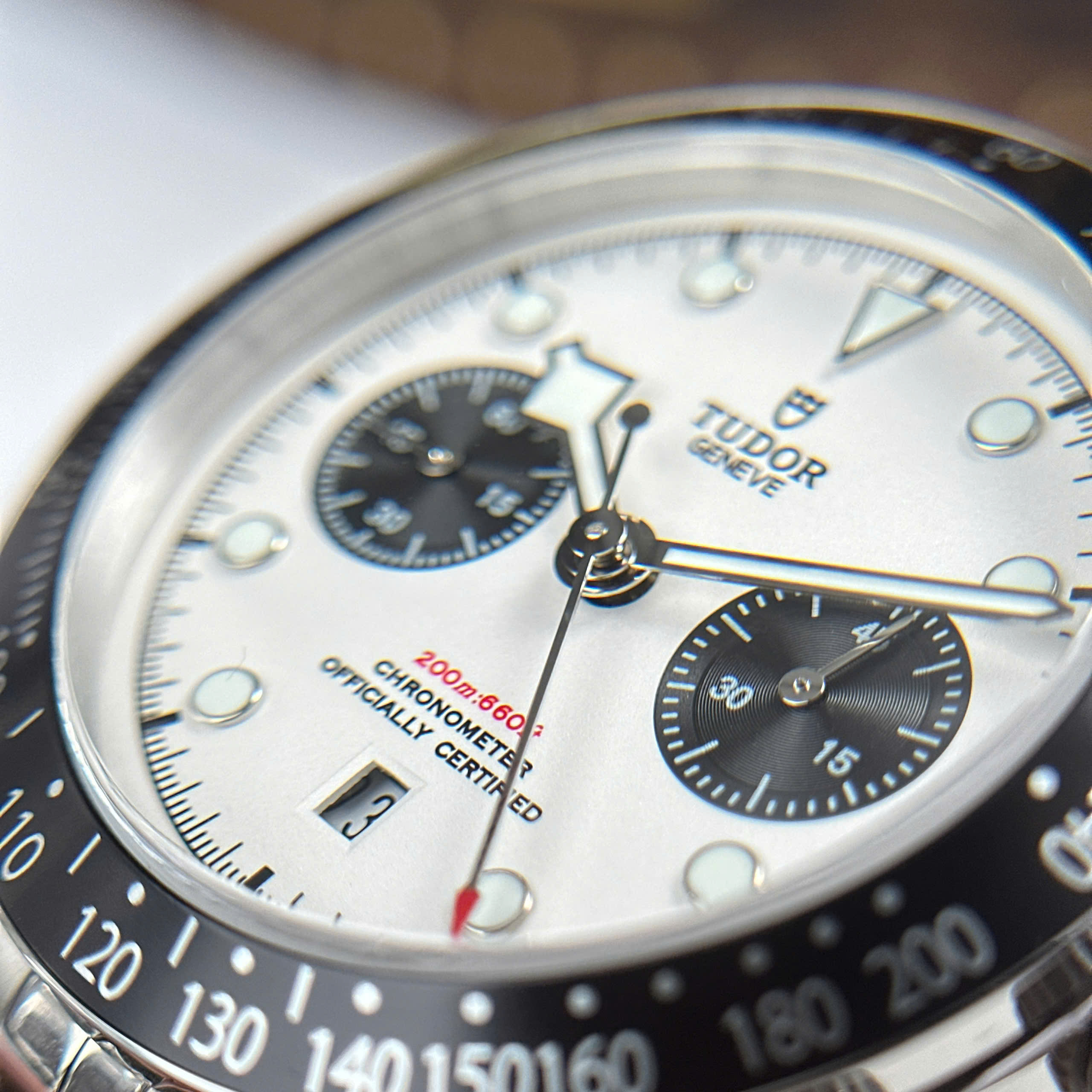 Đồng Hồ Tudor Black Bay Chronograph Mặt Trắng 41mm Replica 1:1 TW Factory