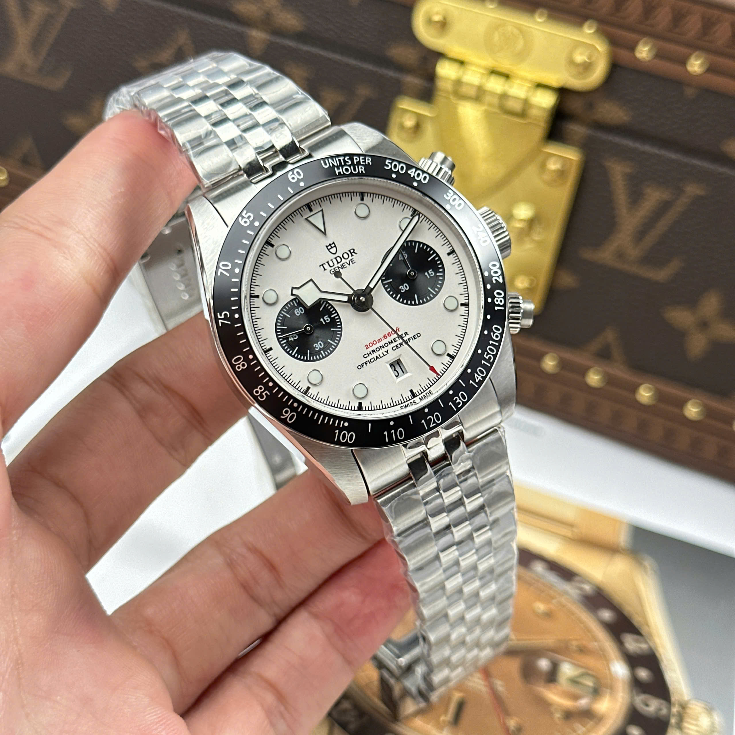 Đồng Hồ Tudor Black Bay Chronograph Mặt Trắng 41mm Replica 1:1 TW Factory