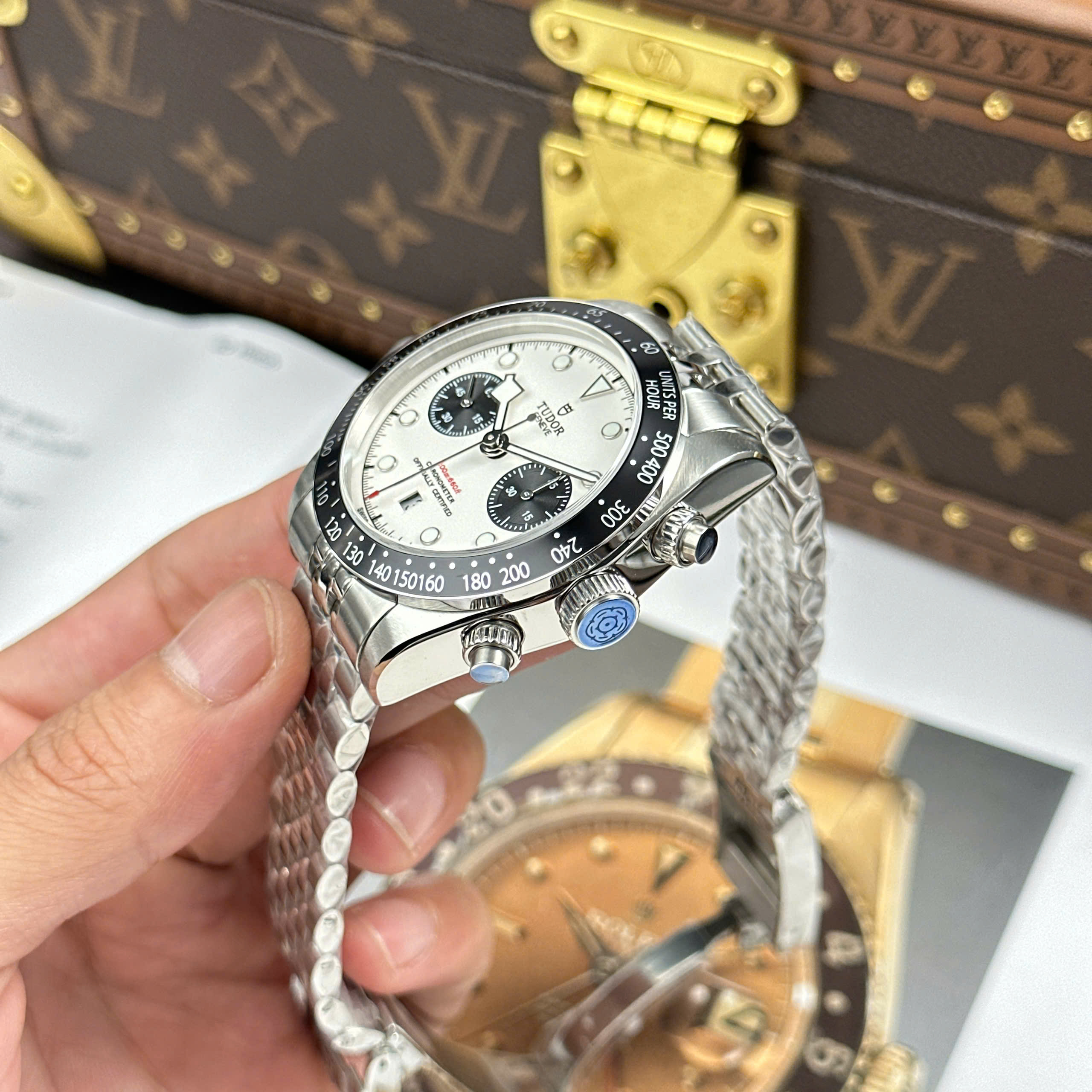 Đồng Hồ Tudor Black Bay Chronograph Mặt Trắng 41mm Replica 1:1 TW Factory