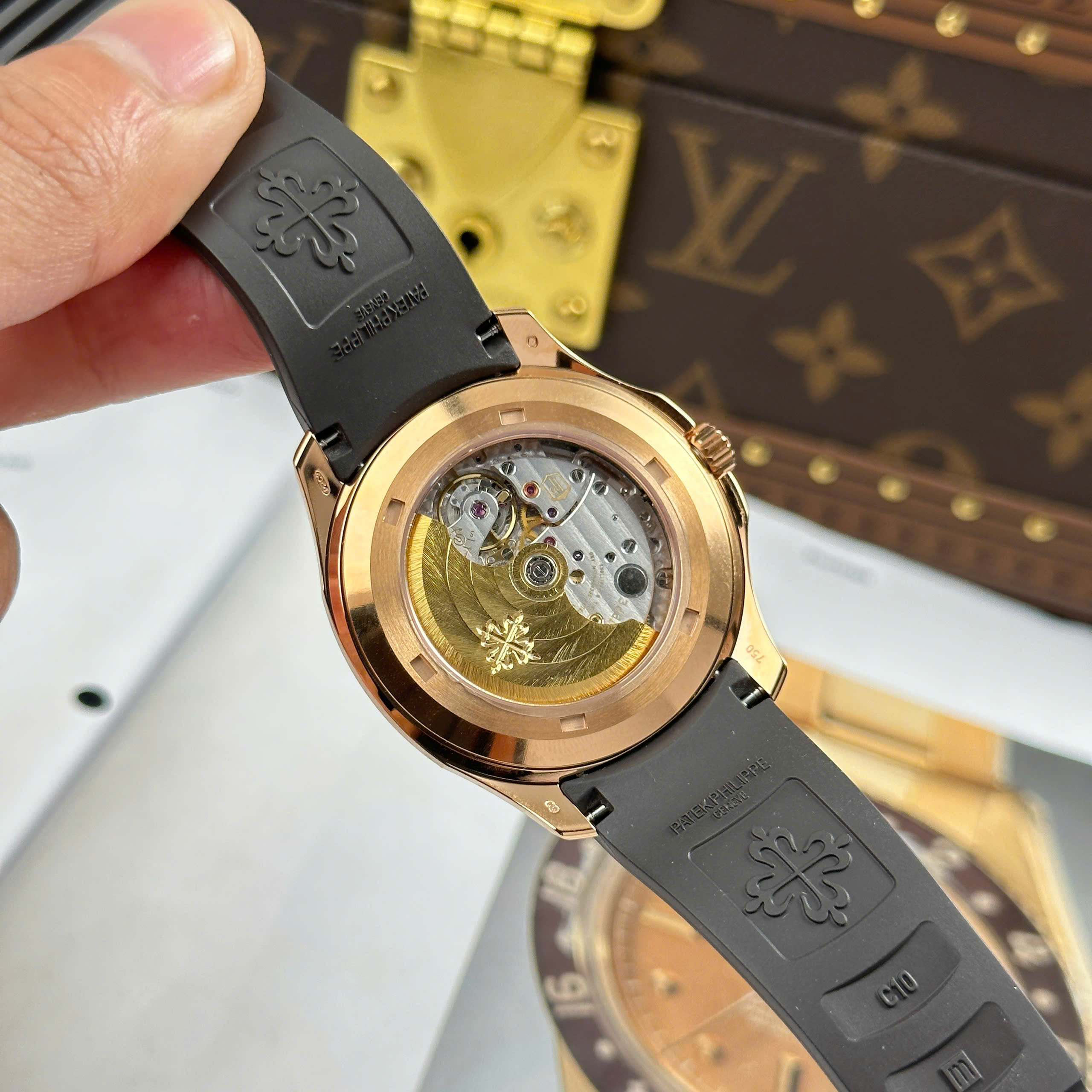 Đồng Hồ Patek Philippe Aquanaut 5167R 40mm Replica 1:1 3k Factory