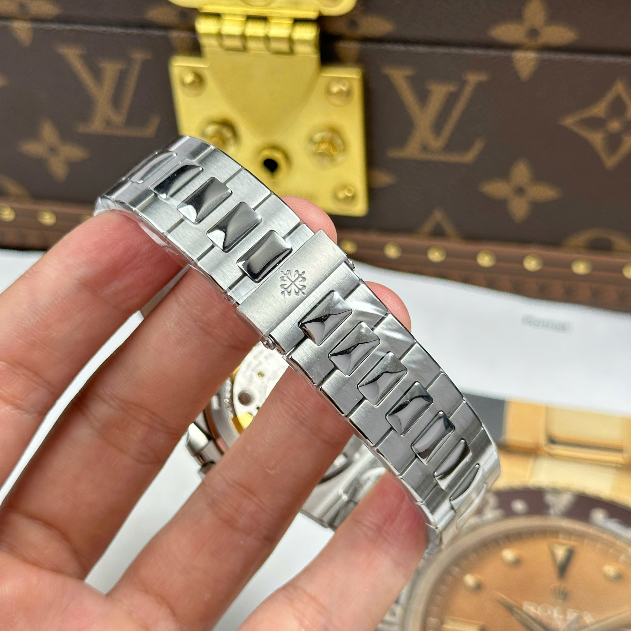 Đồng Hồ Patek Philippe Nautilus 5711 Green Dial 40mm Replica 1:1 3K Factory