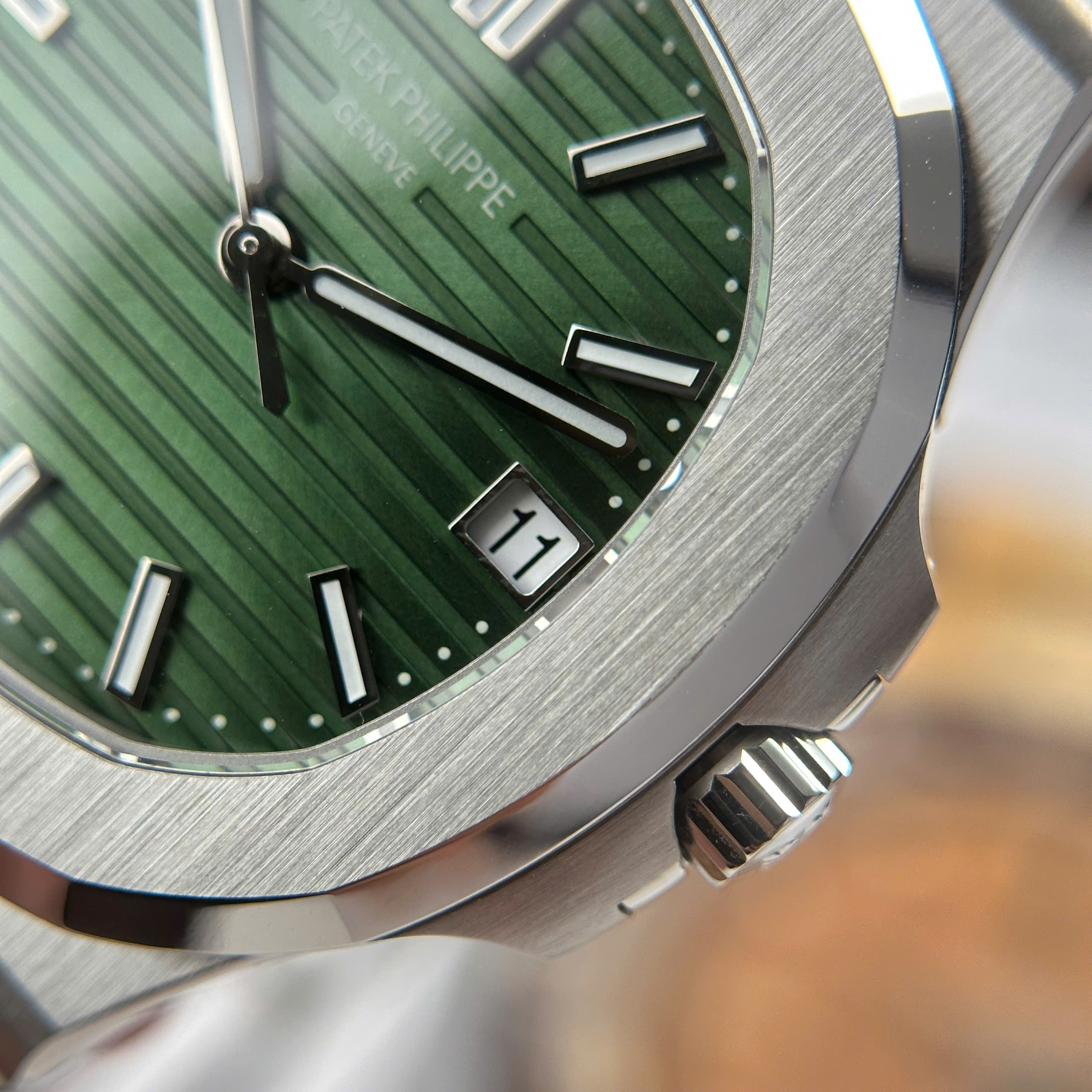 Đồng Hồ Patek Philippe Nautilus 5711 Green Dial 40mm Replica 1:1 3K Factory