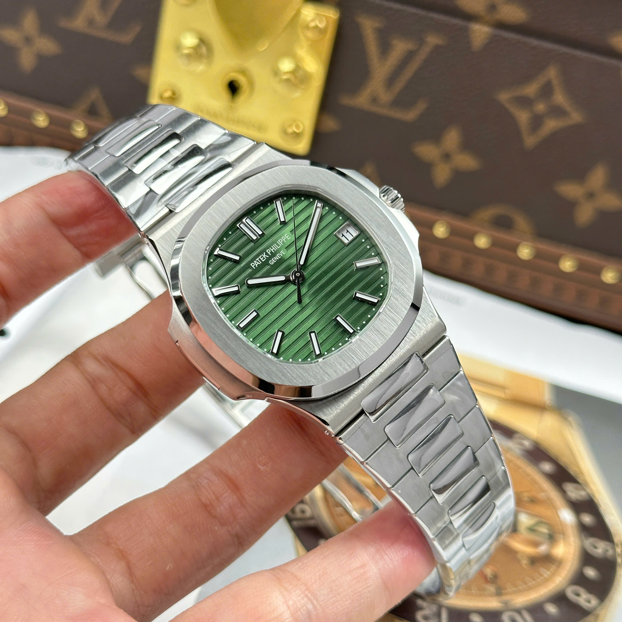 Đồng Hồ Patek Philippe Nautilus 5711 Green Dial 40mm Replica 1:1 3K Factory