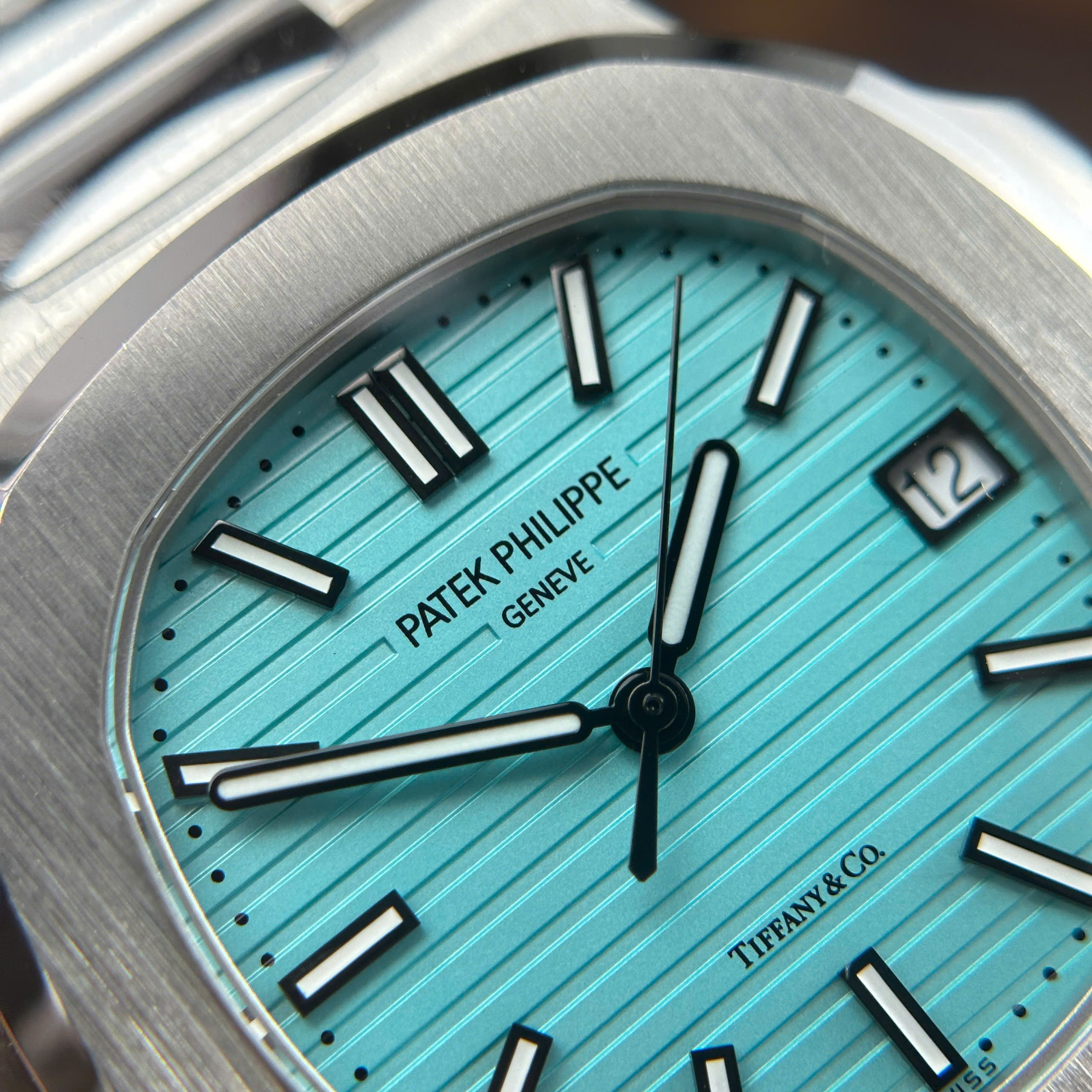 Đồng Hồ Patek Philippe Nautilus 5711 Tiffany & Co 40mm Replica 1:1 3K Factory