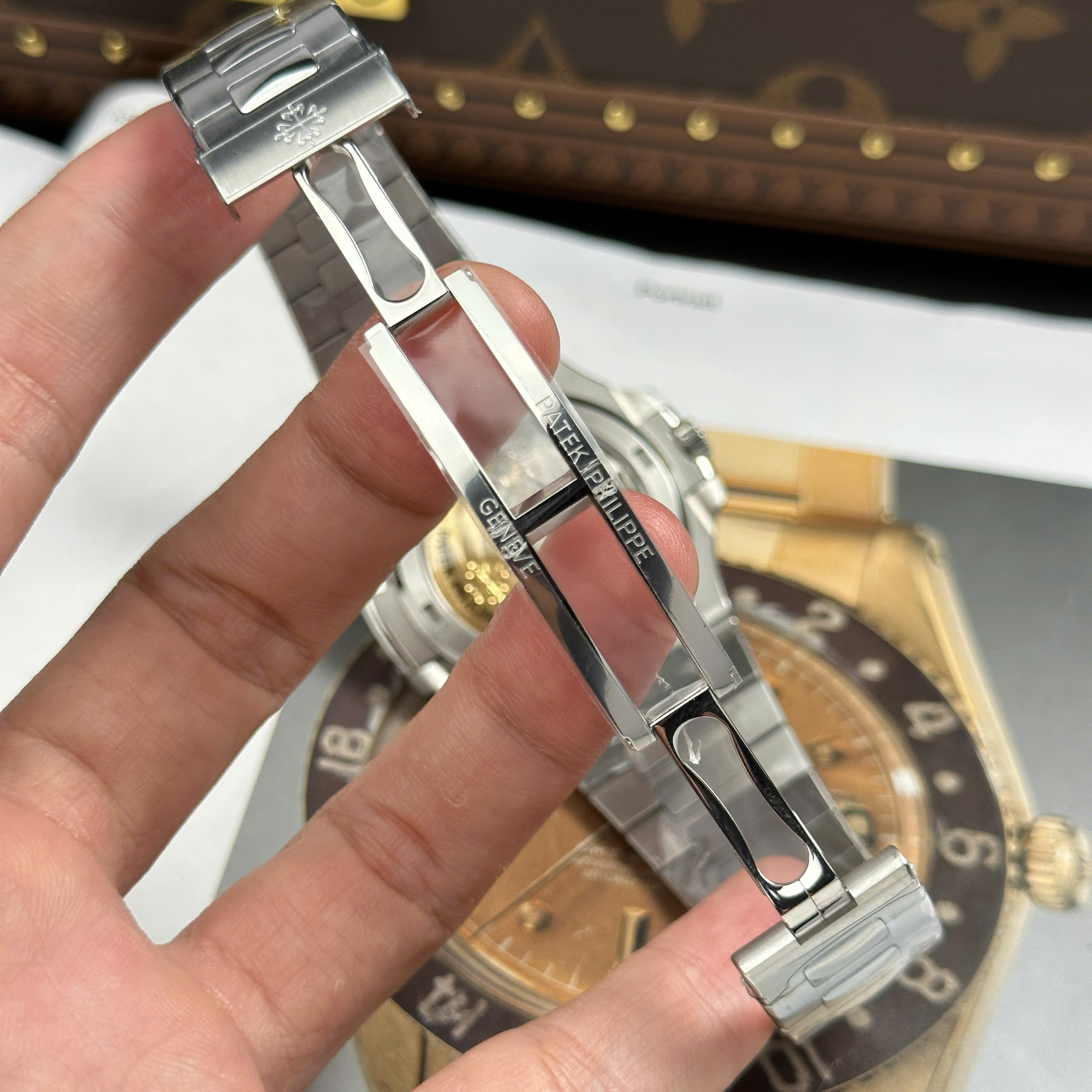 Đồng Hồ Patek Philippe Nautilus 5711 Tiffany & Co 40mm Replica 1:1 3K Factory