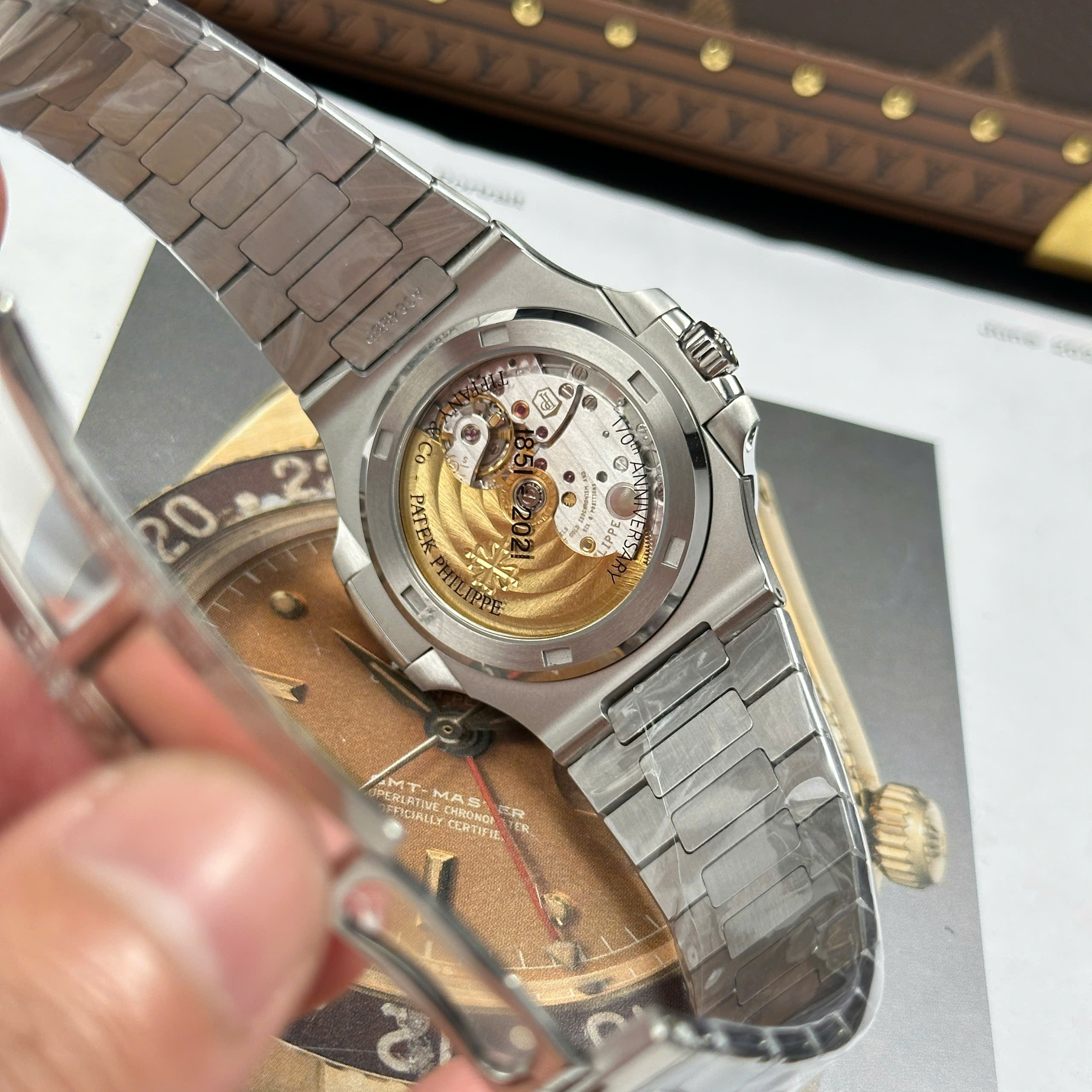 Đồng Hồ Patek Philippe Nautilus 5711 Tiffany & Co 40mm Replica 1:1 3K Factory