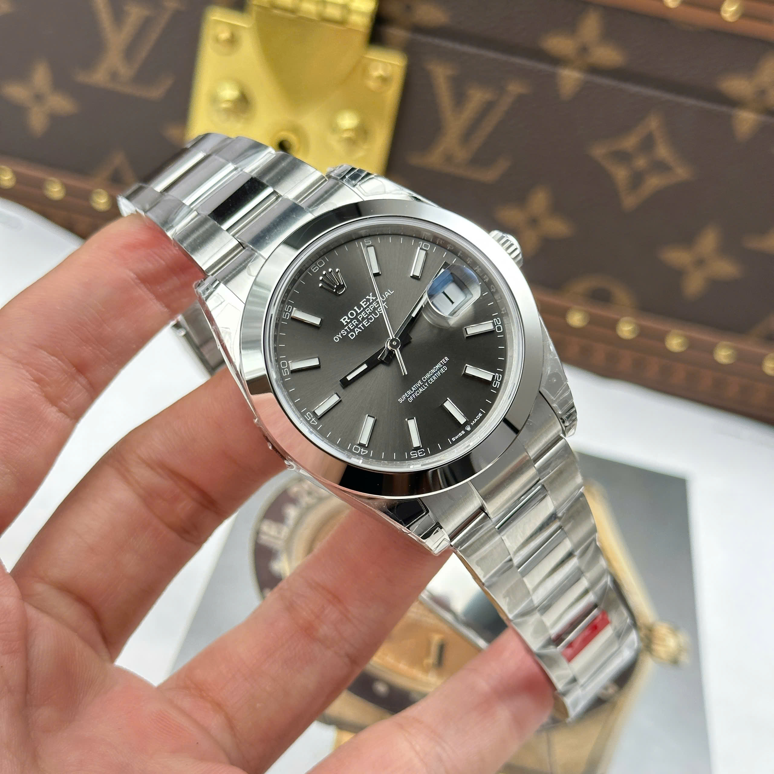 Đồng Hồ Rolex Datejust 41mm M126300 Mặt Số Xám Replica 1:1 VSF Factory