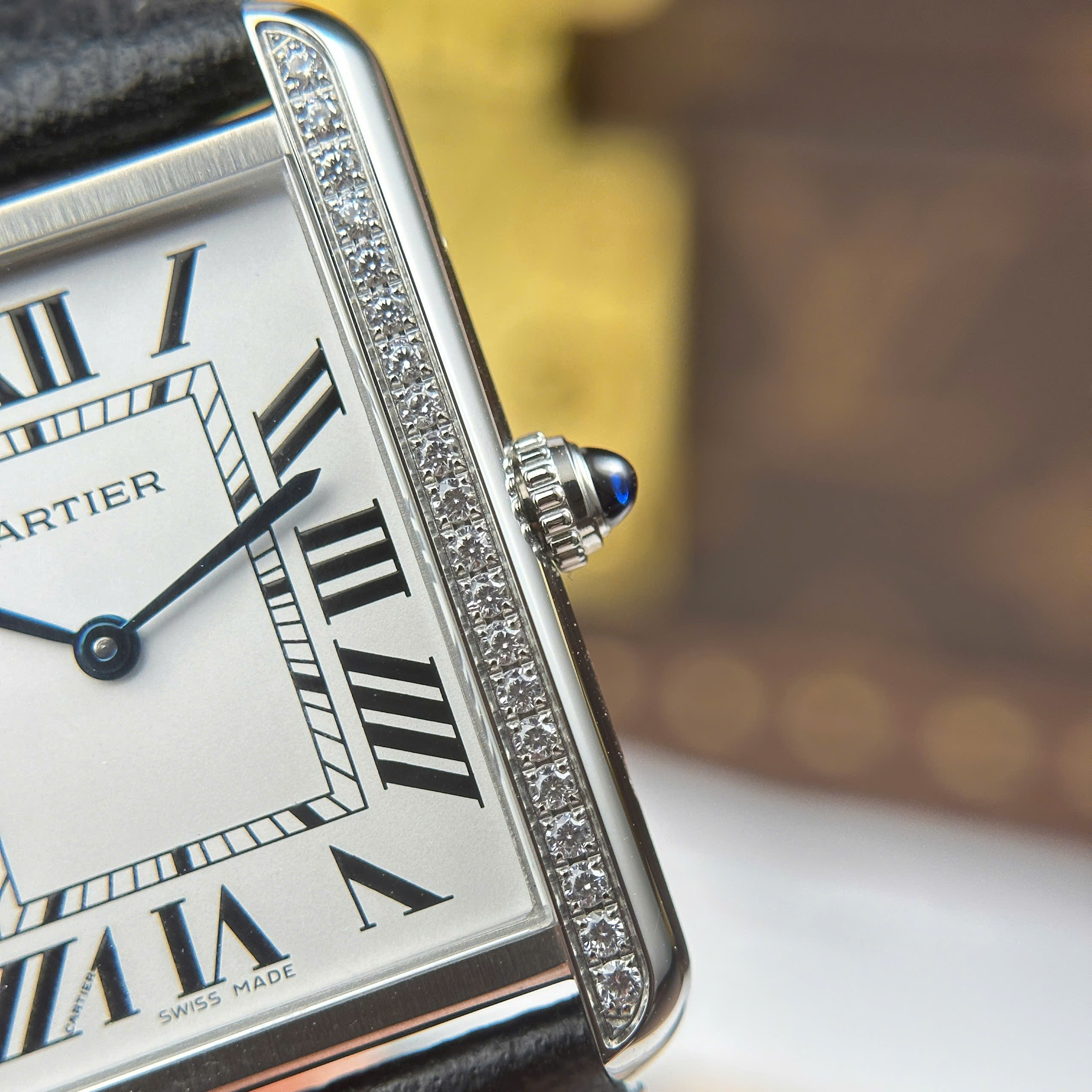 Đồng Hồ Cartier Tank Solo Large Moden 27.5mmx35mm Đính Đá Replica 1:1 AF Factory