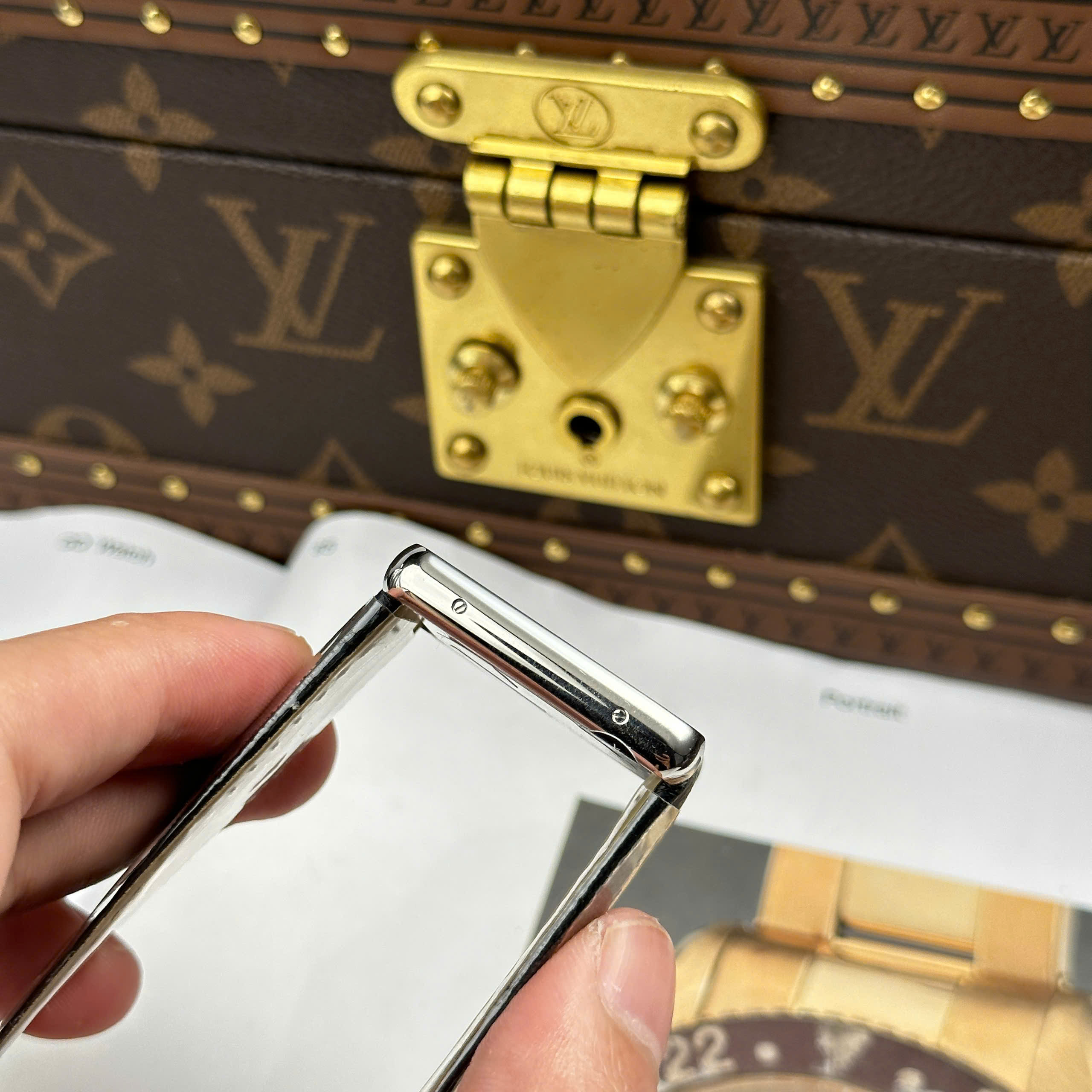 Đồng Hồ Cartier Tank Solo Large Moden 27.5mmx35mm Đính Đá Replica 1:1 AF Factory