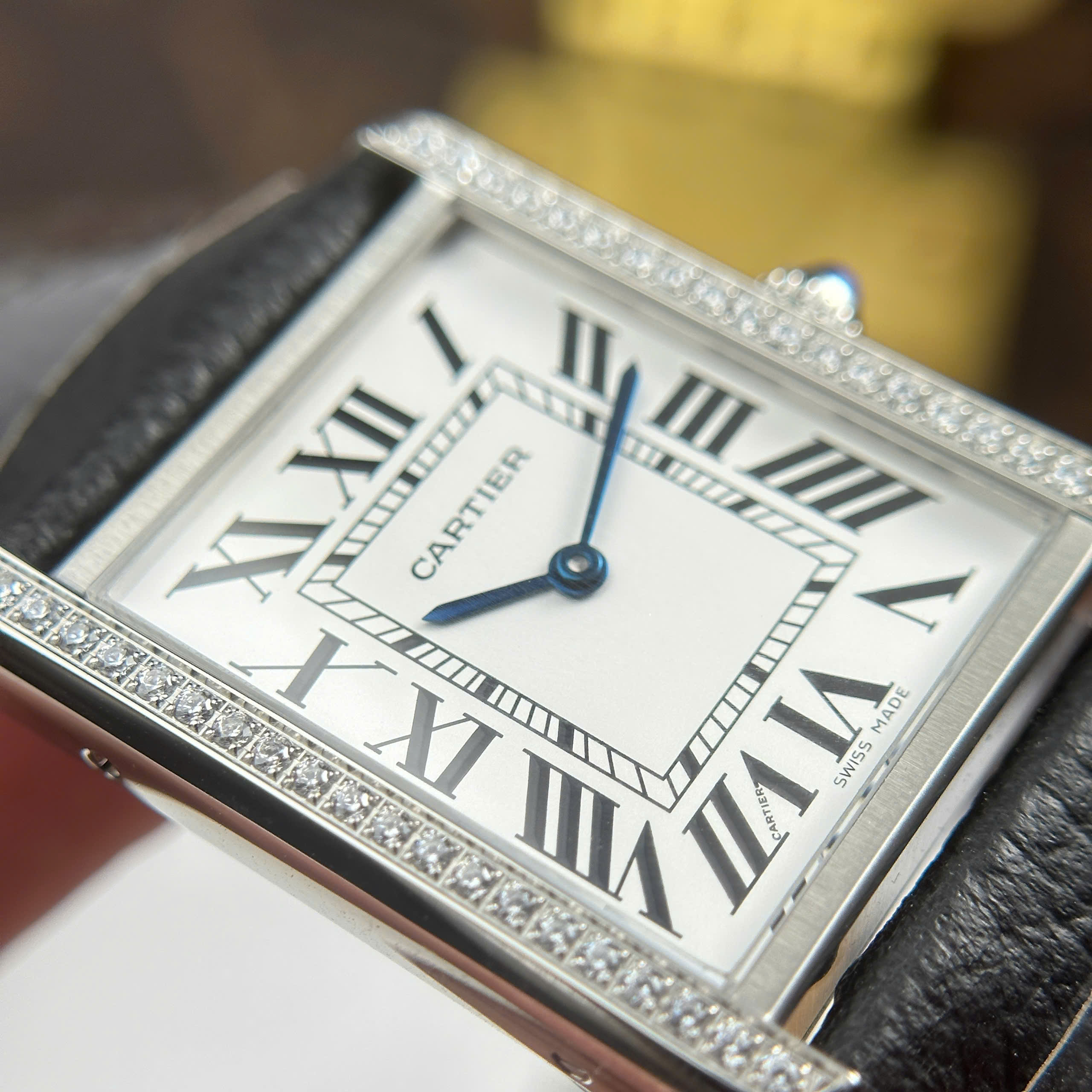 Đồng Hồ Cartier Tank Solo Large Moden 27.5mmx35mm Đính Đá Replica 1:1 AF Factory